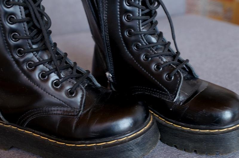 Women Dr Martens Boots Black Leather 35 #3KE9