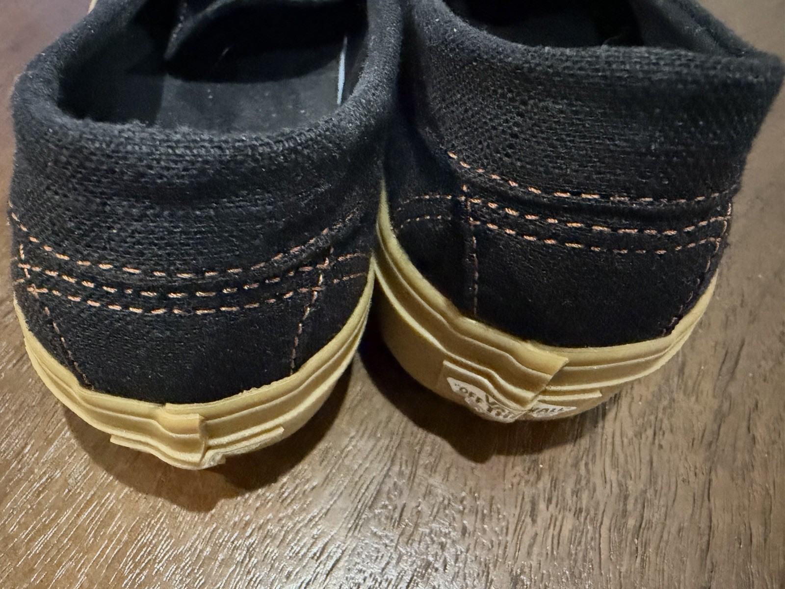NEW VANS Style 53 Black Canvas Loafer Shoes US Men’s 7 / Women’s 8.5 Gum Sole