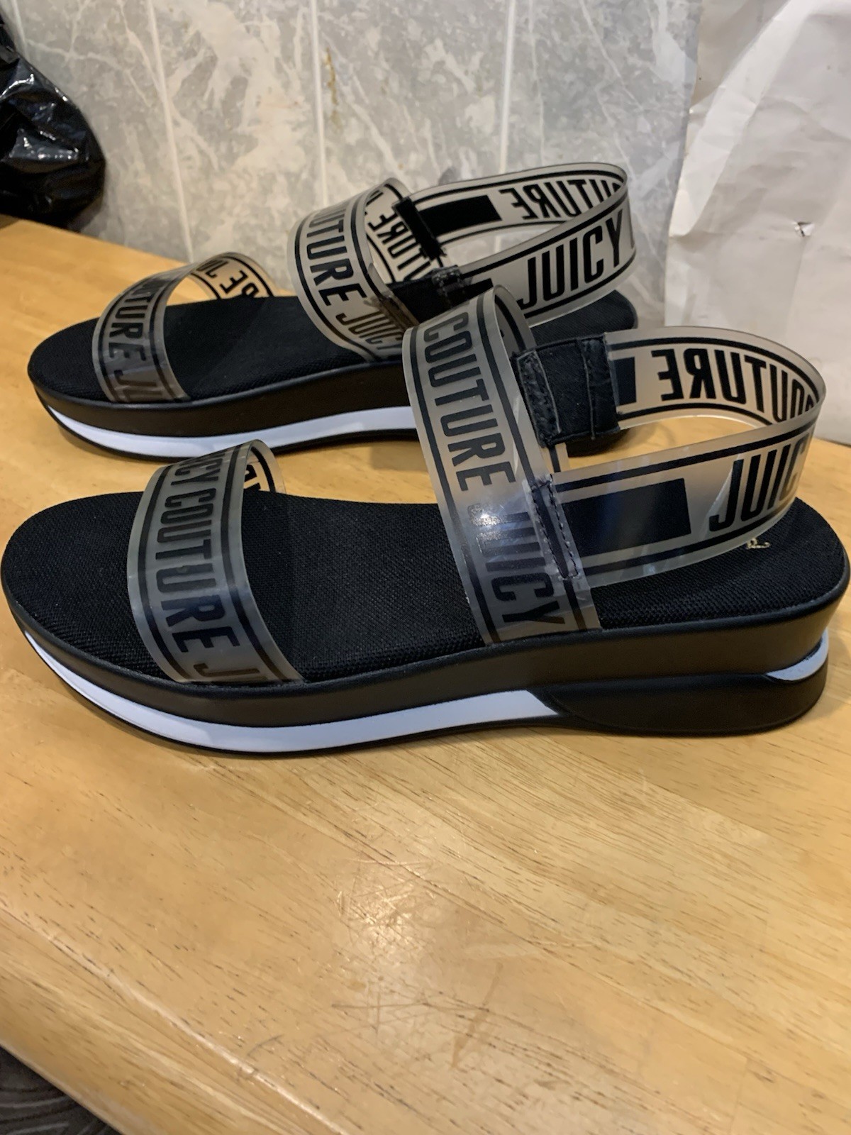 Juicy Couture Clear Transparent Slide Sandal Women’s Size 6 Logo Straps (No Box)
