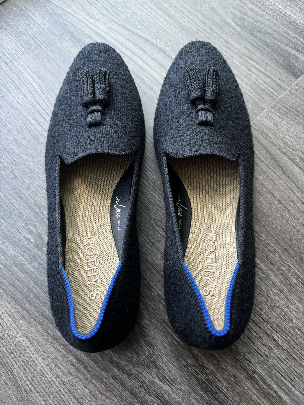 New Rothy’s Black Almond Tassel Loafer size 6