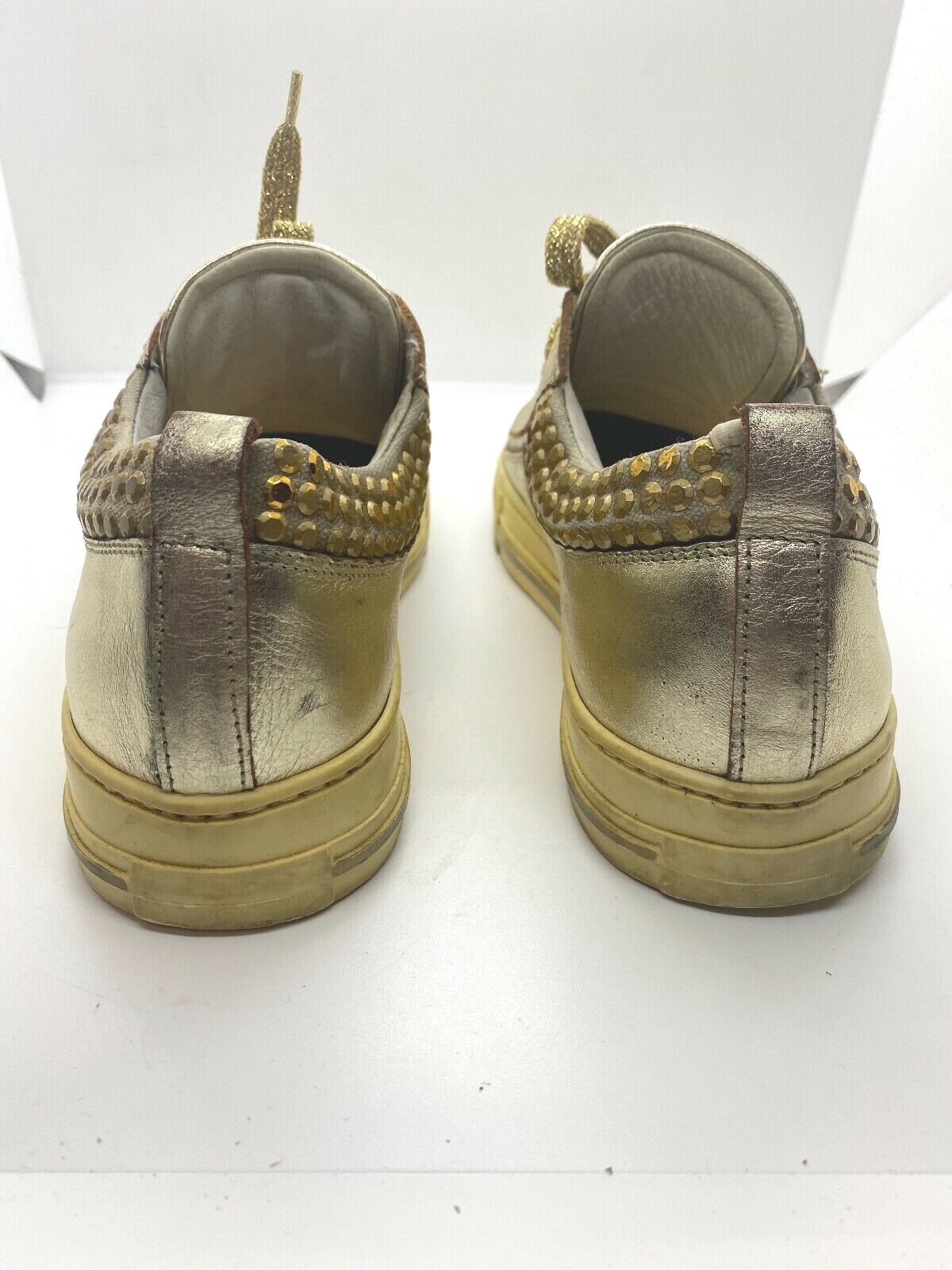 Just Cavalli Womens Gold Metallic Sneakers Sz US 7.5 Preowned