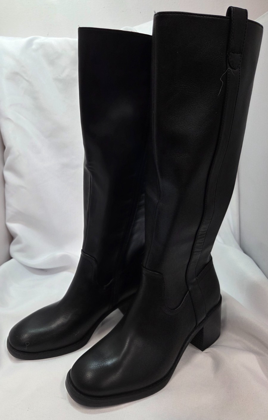 B.O.C Black Leather Side Zip Knee High Riding Boots Size 8.5M