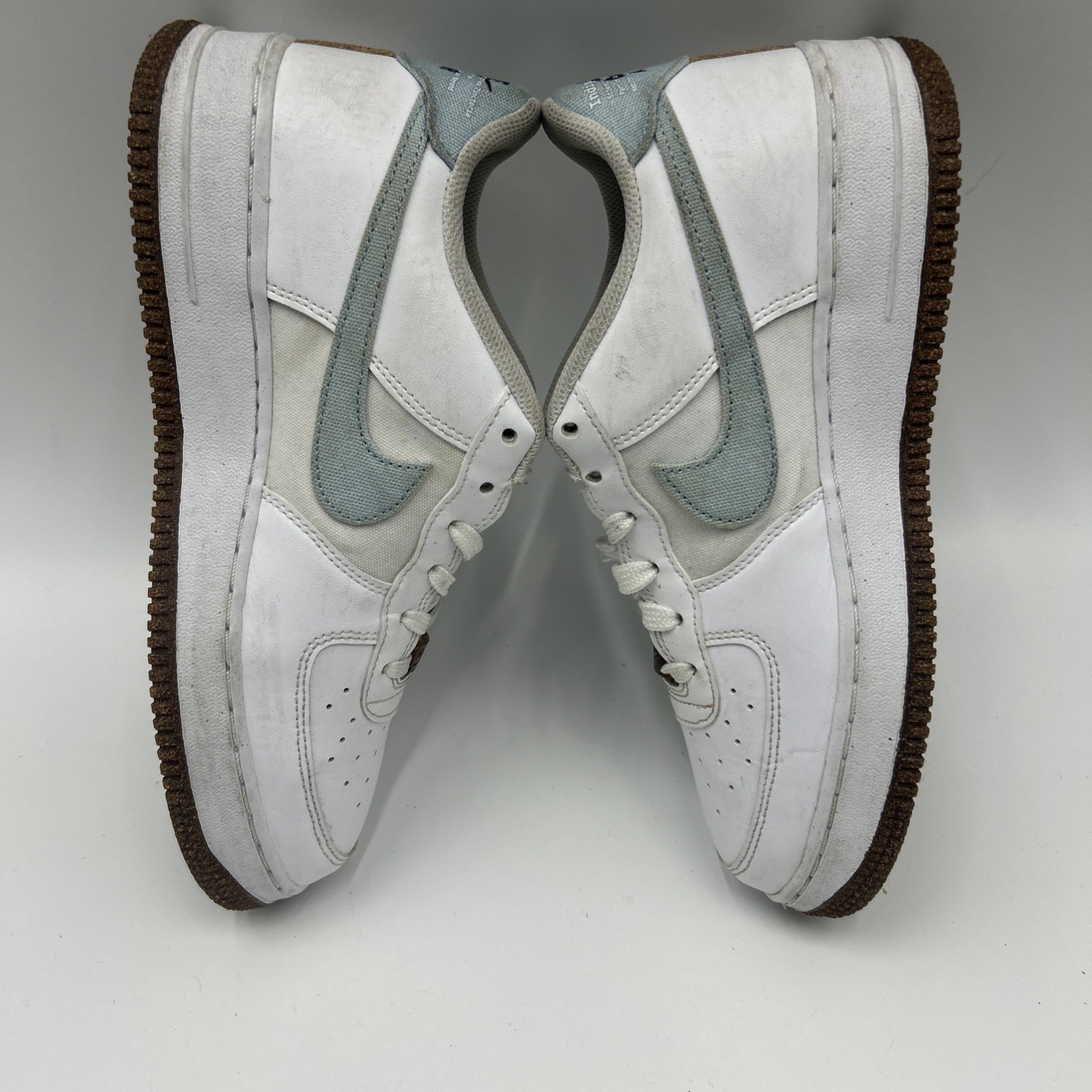 NIKE AIR FORCE 1 SHOES LV8 DA3093-100 SIZE 7Y YOUTH 8 1/2 WOMANS WHITE INDIGO