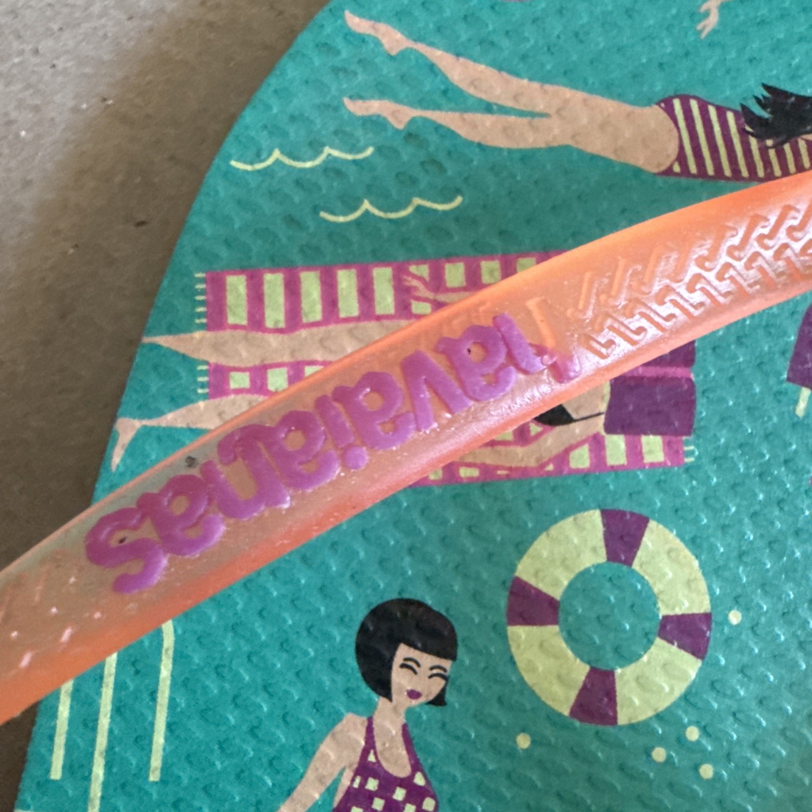 Havaianas Slim Green Pool Party Design with Orange Gel Straps 41/42 – New