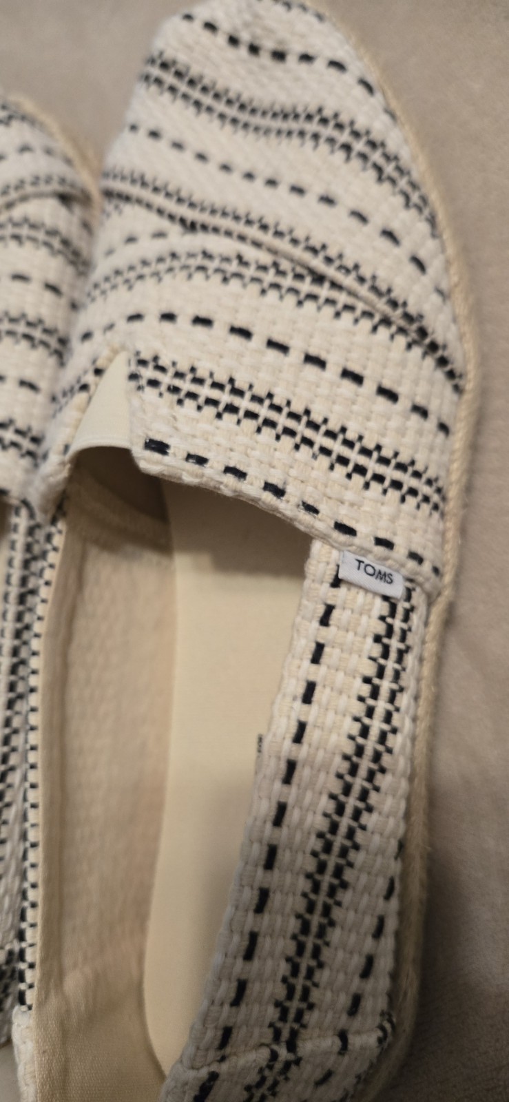 TOMS Black & White Woven Alpargata Rope Espadrille Slip Ons Women’s Size 10