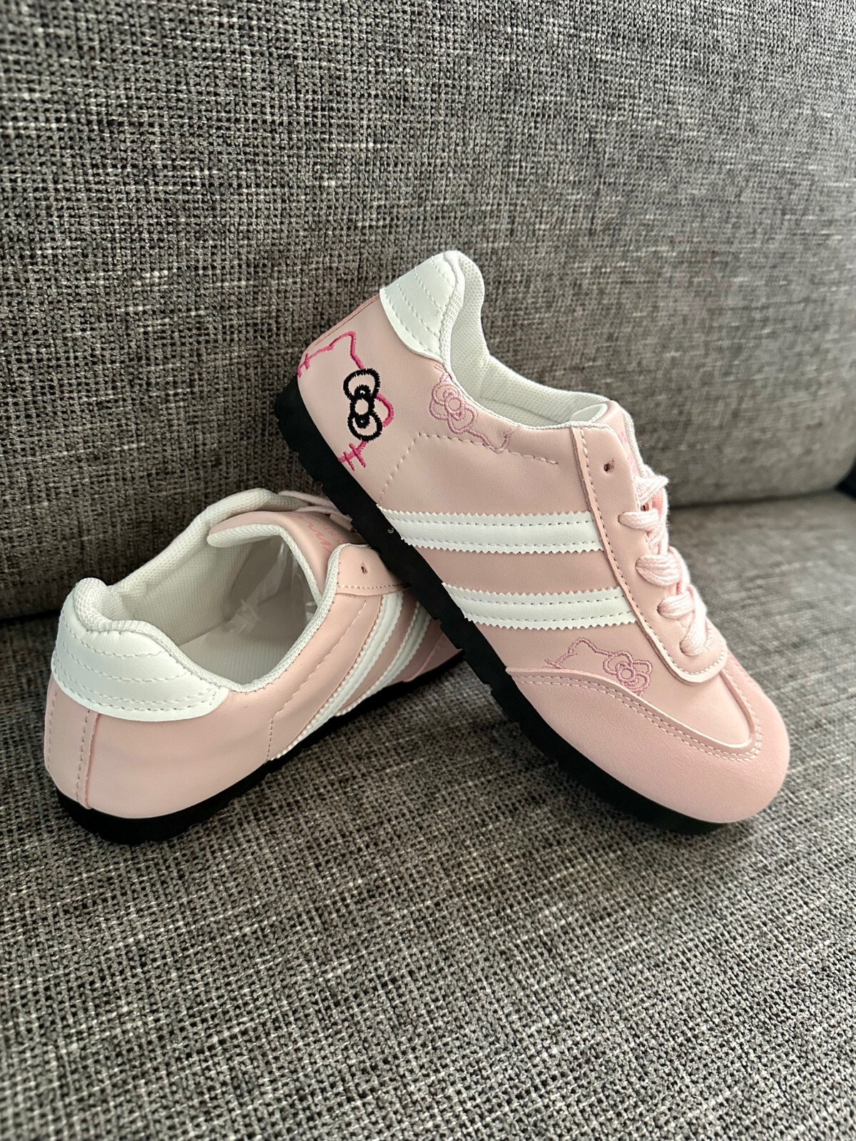Pink Hello Kitty Soled Flat Sneakers Women Spring Design Casual shoes Sanrio