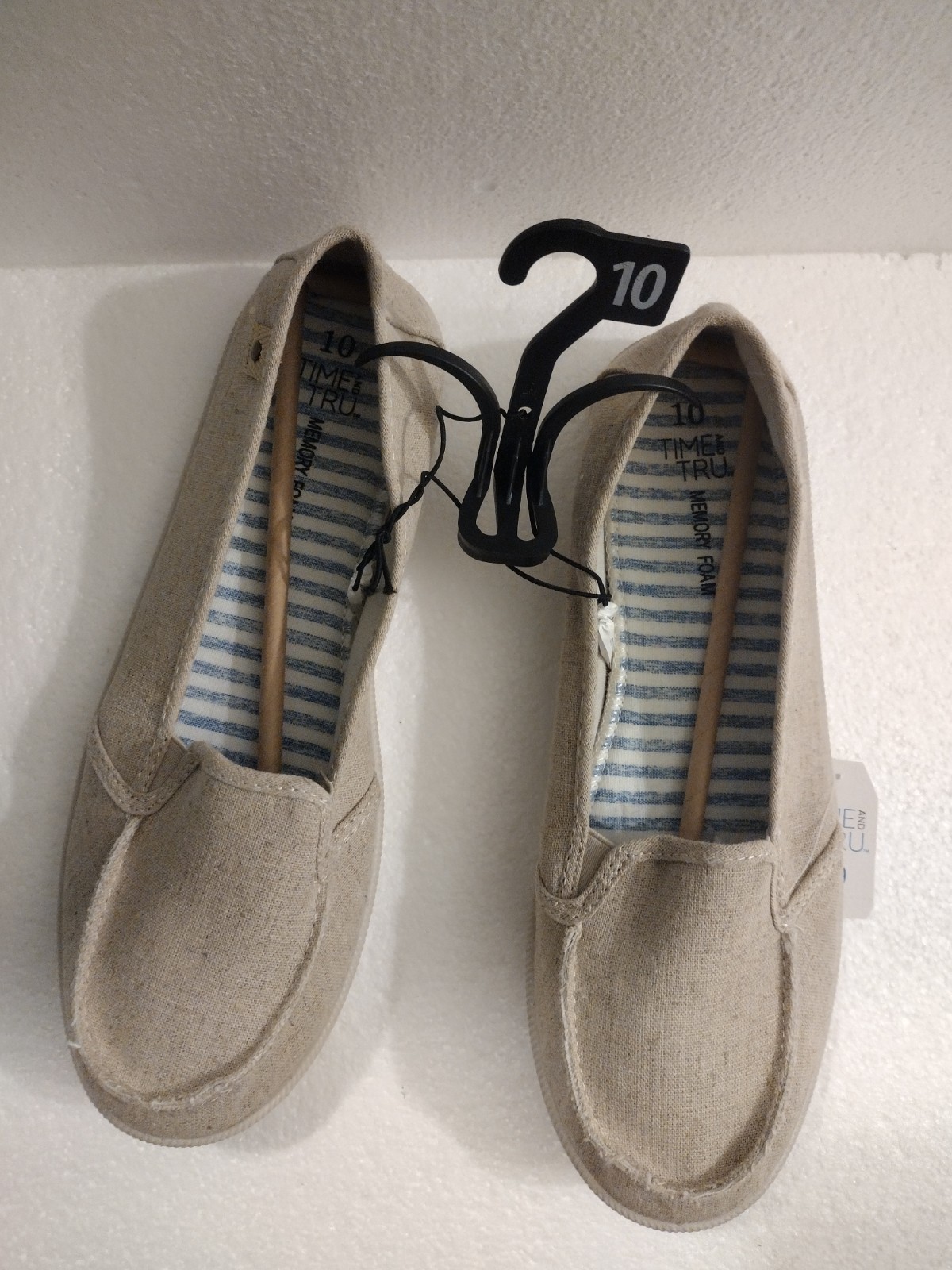 Time and Tru Slip-On Casual Loafers Shoes, Size 10, Light Gray/Beige