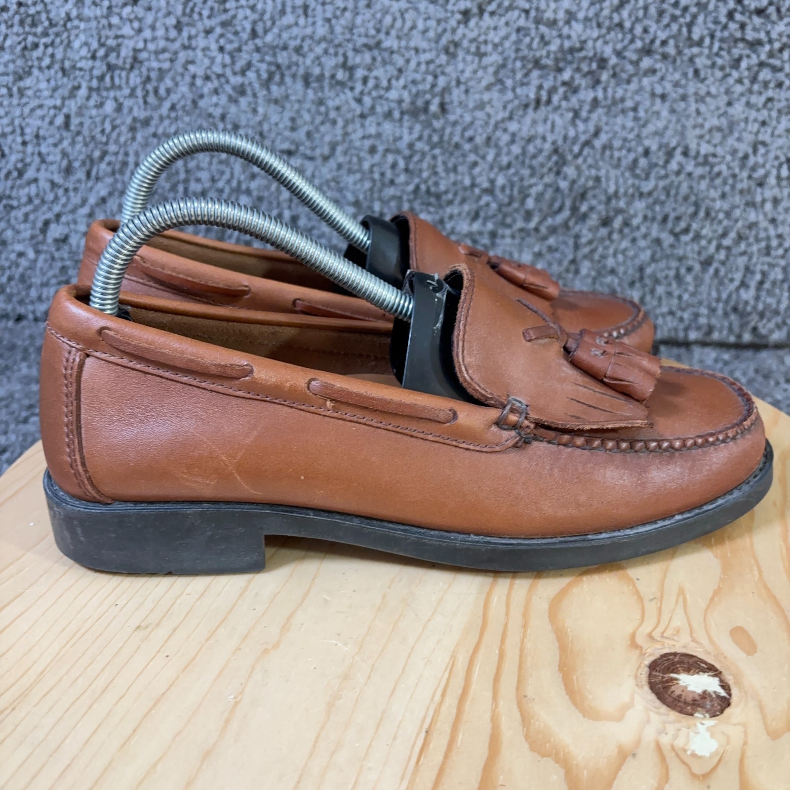 GH Bass Weejuns Marietta II Loafer Women Size 9 Brown Leather Tassel Kiltie Shoe