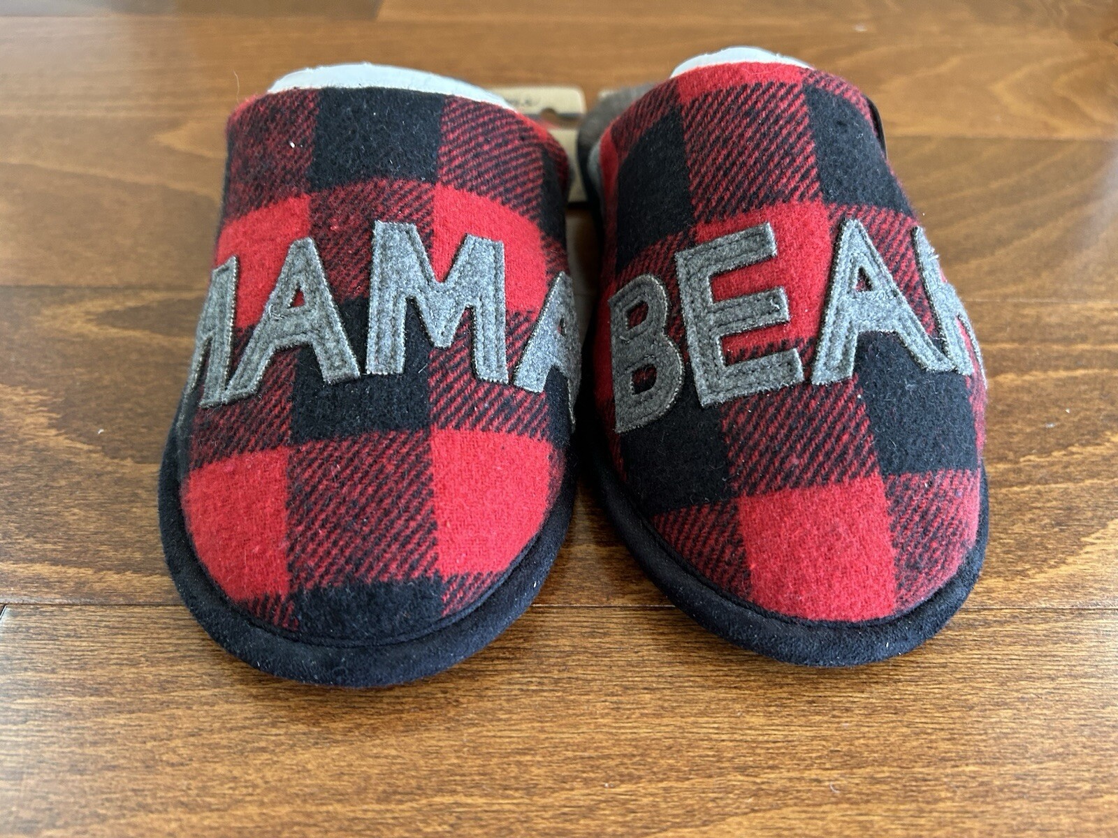 Dearfoams Christmas Gifts Mom Cute Gray & Red Plaid NEW 5-6 Mama Bear Slippers