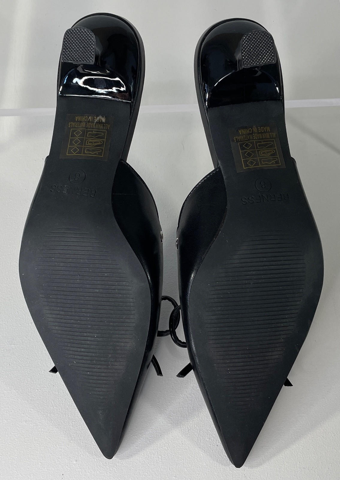 BERNESS Melina Bow Studded Scallop Eyelet Pointed Toe Kitten Heel Mule 8 Black