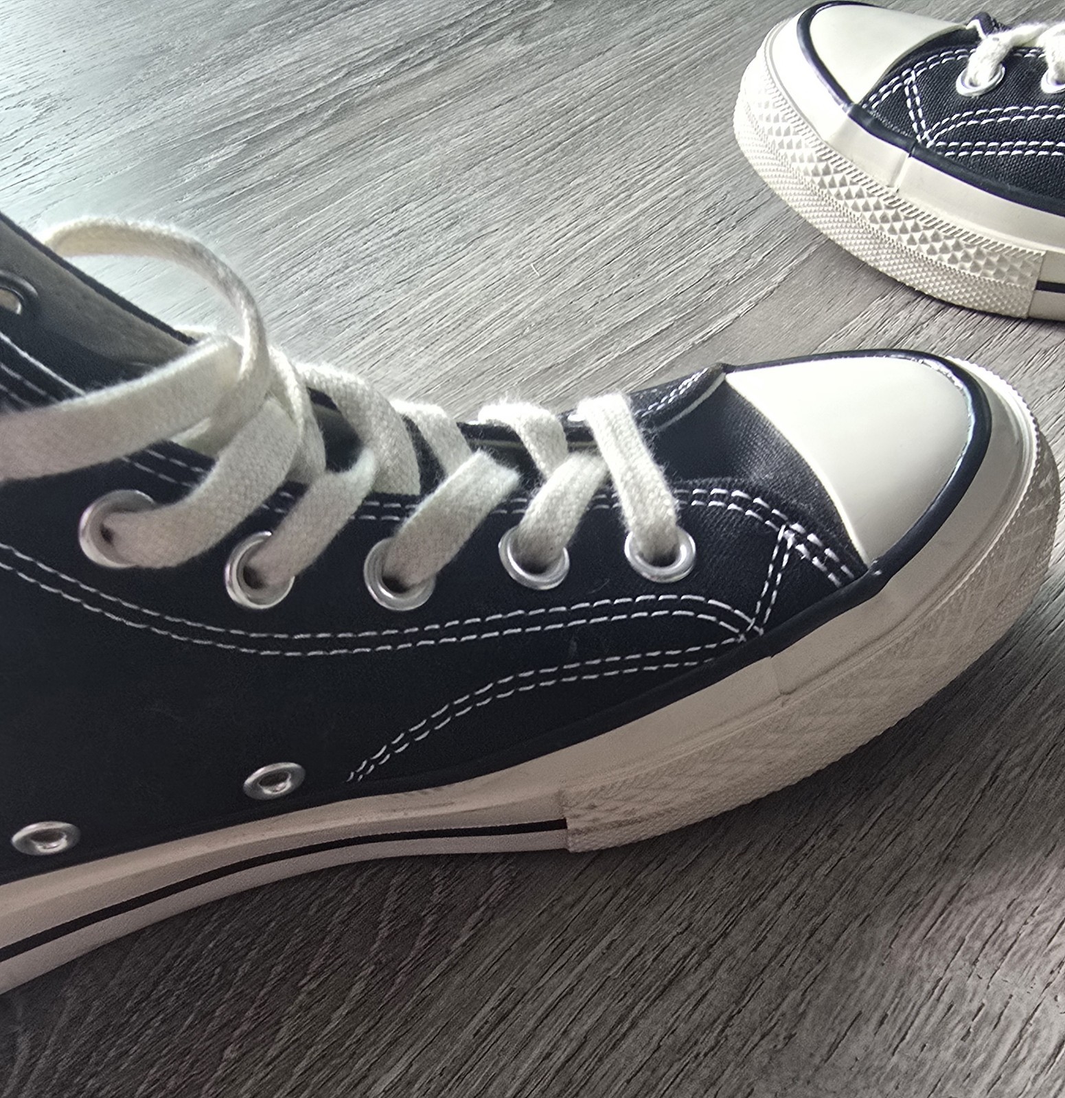 Converse Chuck Taylor High Top Snake Embroidered Sneakers Mens 5 Womens 7