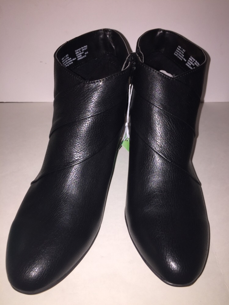SOLE (SENSE)ABILITY Womens «LINA»Ankle Boots BLACK Size 11M NEW Box Winter Fall