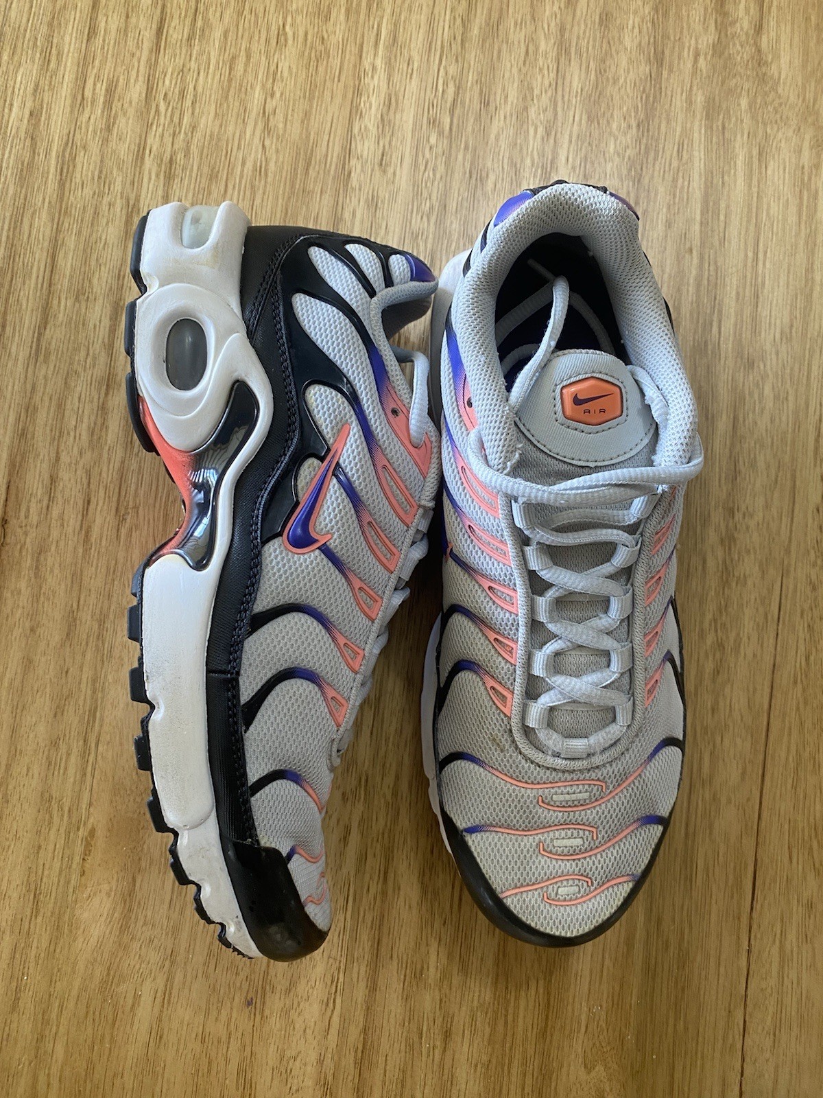 Air Max Plus Tuned TN (GS) Platinum Violet Lava Trainers 718071 007 W8.5 / 7Y