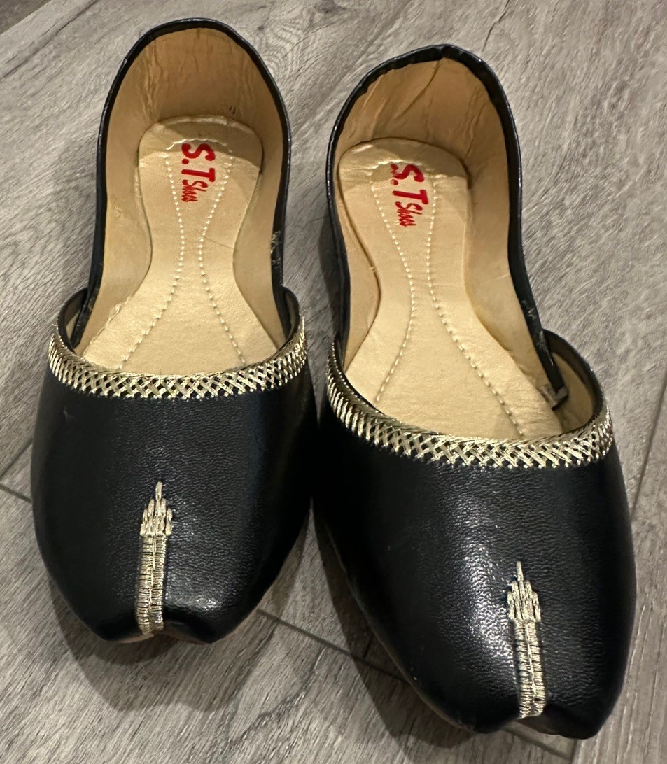 Black Khussa Shoes for Women US Size 7 – Handmade Leather Khussa Shoes