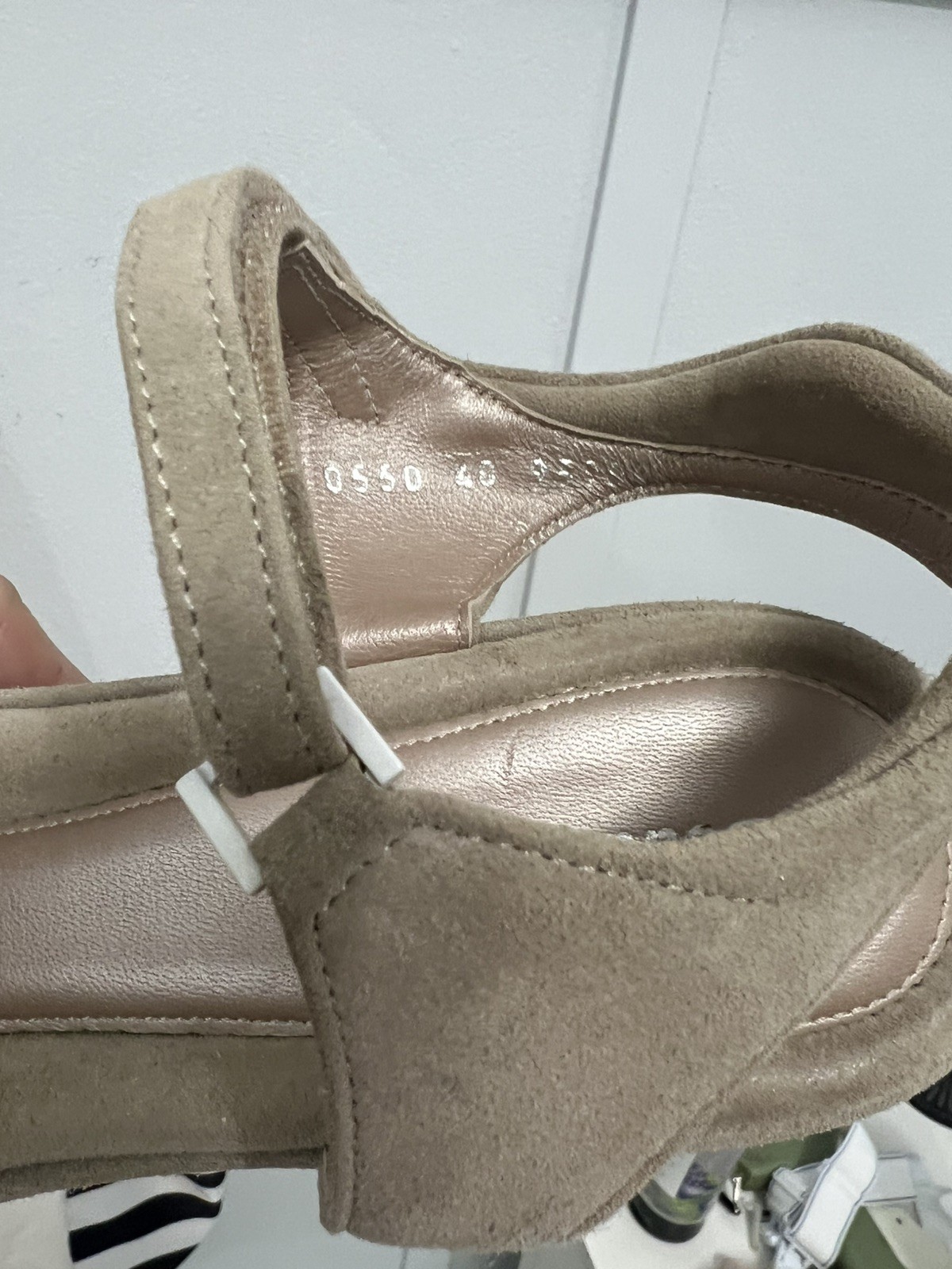BeautiFeel Emma Sz 40 Tahini White taupe Women’s Comfort Sandal