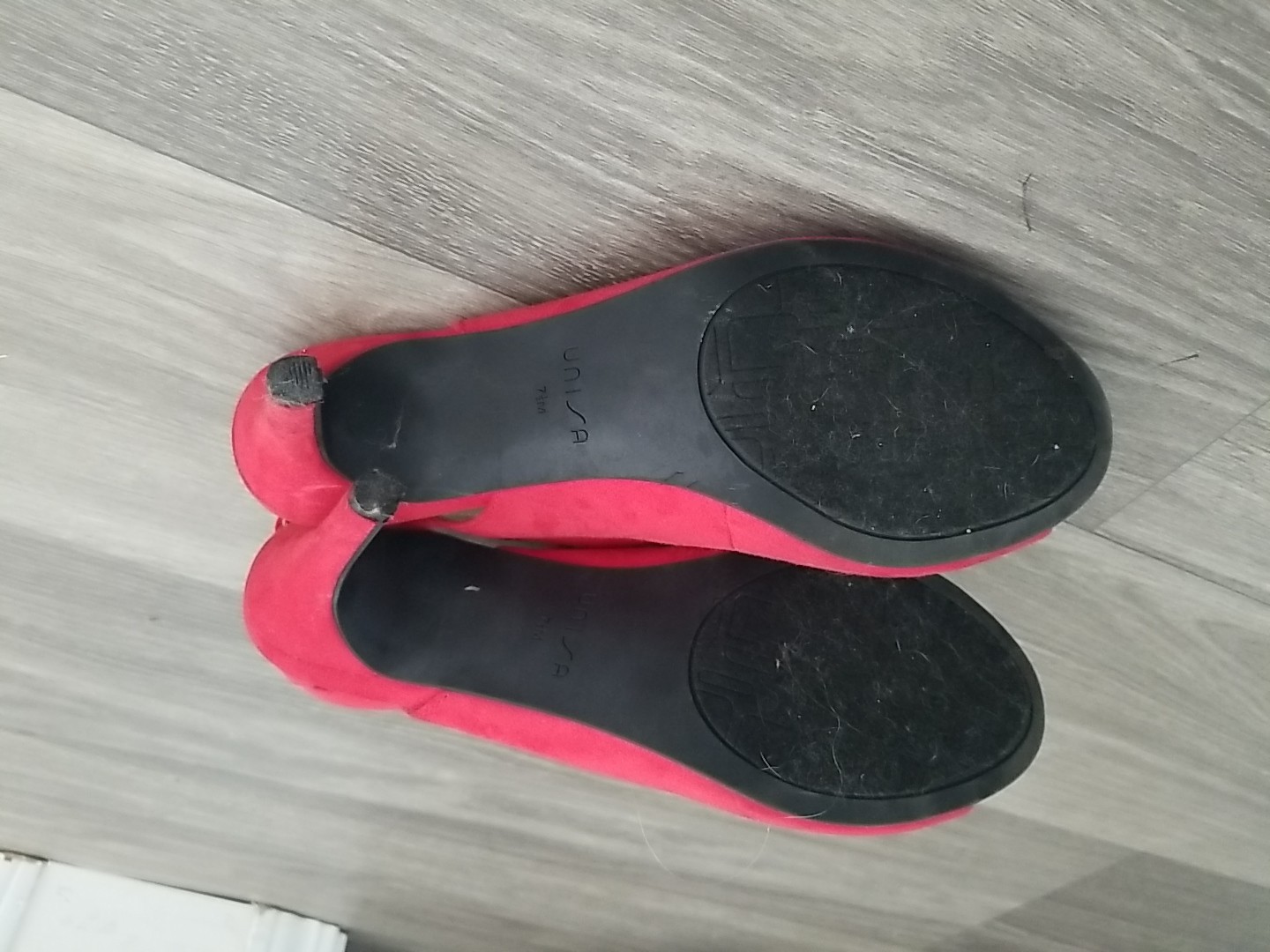 UNISA UNMARRIS Red Lace Up Heels peep toes size 7.5