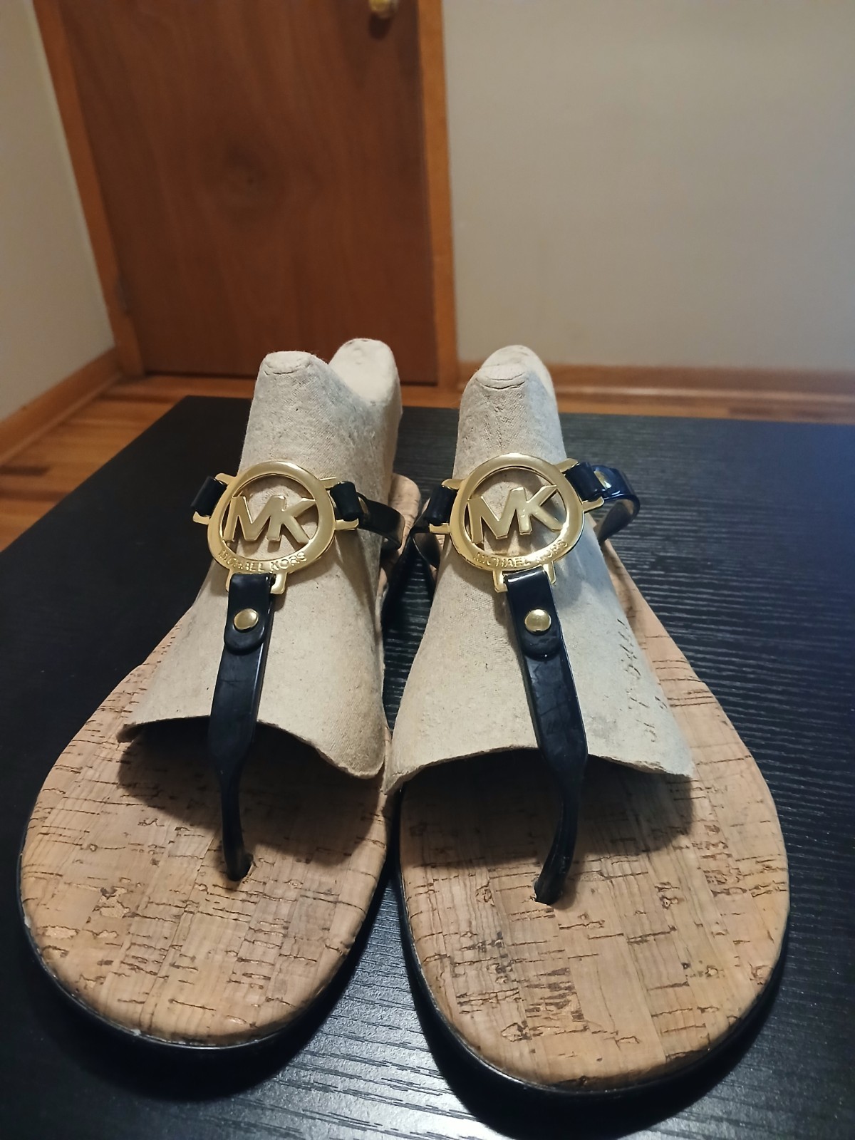 Michael Kors Flat Thong Sandals with MK Logo – estimate size 7.5 (not marked)