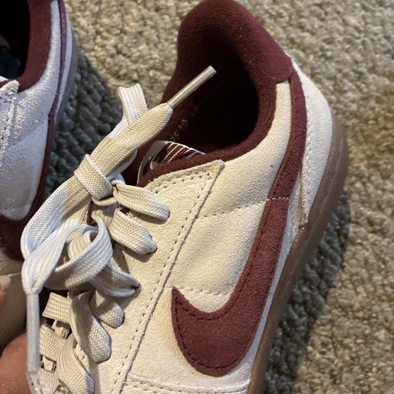 Nike Field General Women’s 10/Mens 8.5 NEW