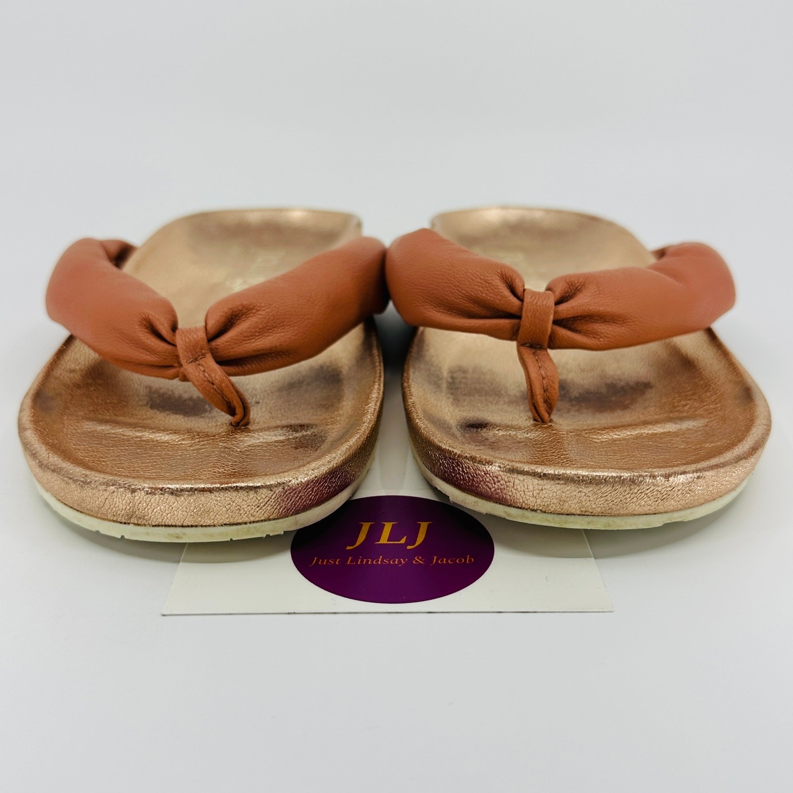 Pedro Garcia Women’s Anita Rosette Stucco Leather Thong Sandals Size 38.5/8.5 US