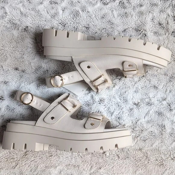 UNIONBAY Haley Lug Sandals NWT 7