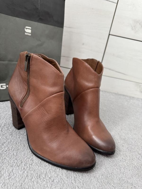 Women Vince Camuto Boots Brown Leather 37.5