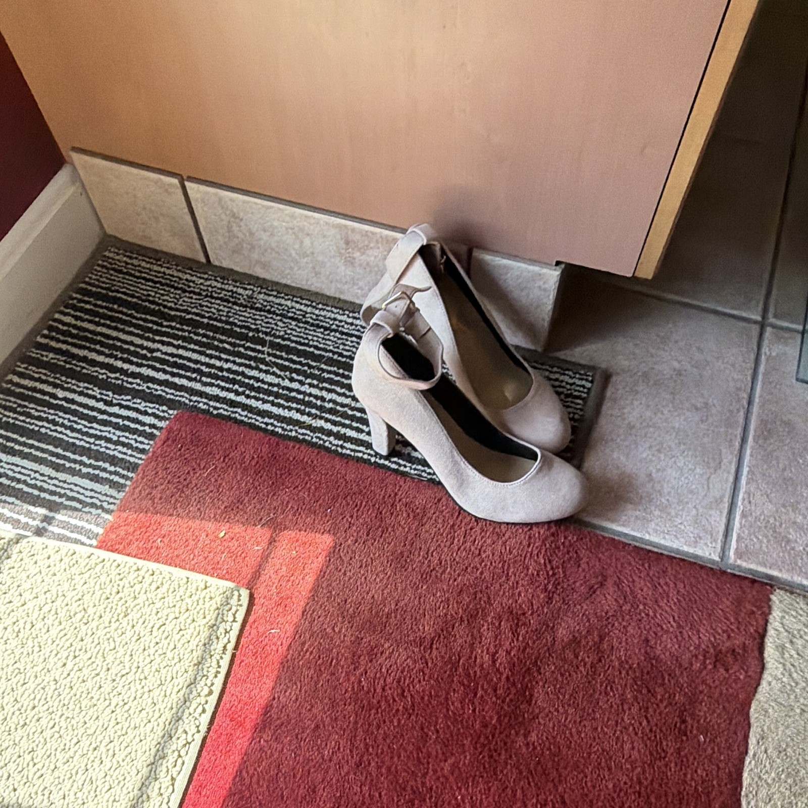 Women’s Beige Block Heel Pumps Size 7 Round Toe Ankle Strap Buckle