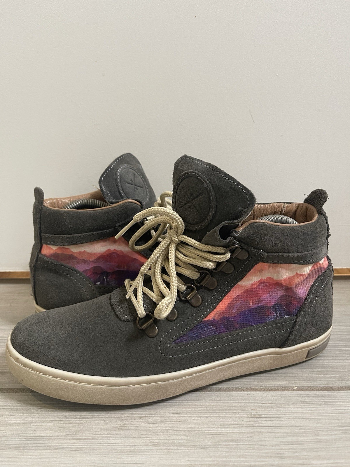 Inkkas Andes Mountain Camping Boots High Top Gray Suede Canvas Women’s Size 8
