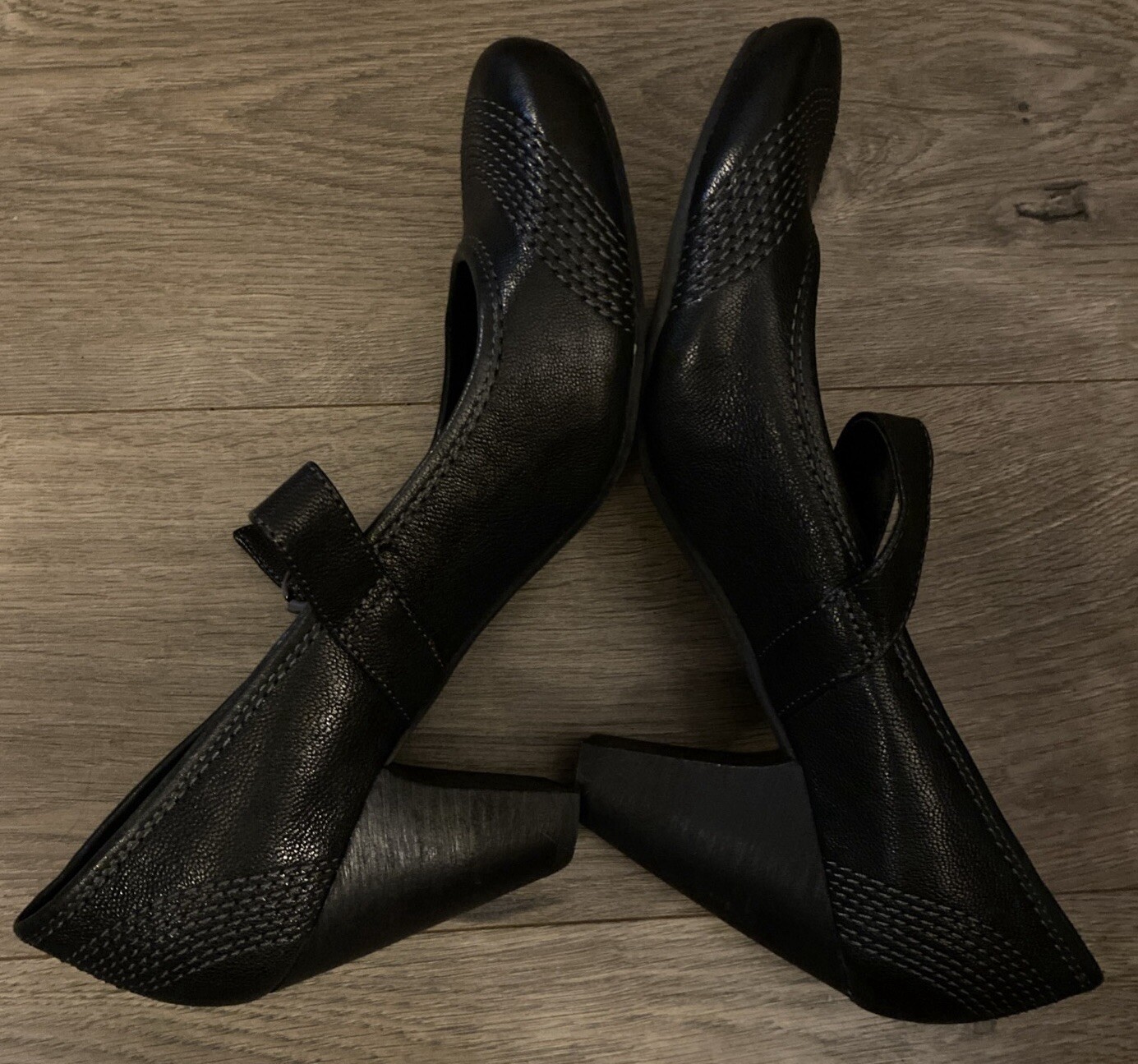 Madison Black Leather Heeled 9M Mary Jane Blake Shoes Decorative Stitching EUC