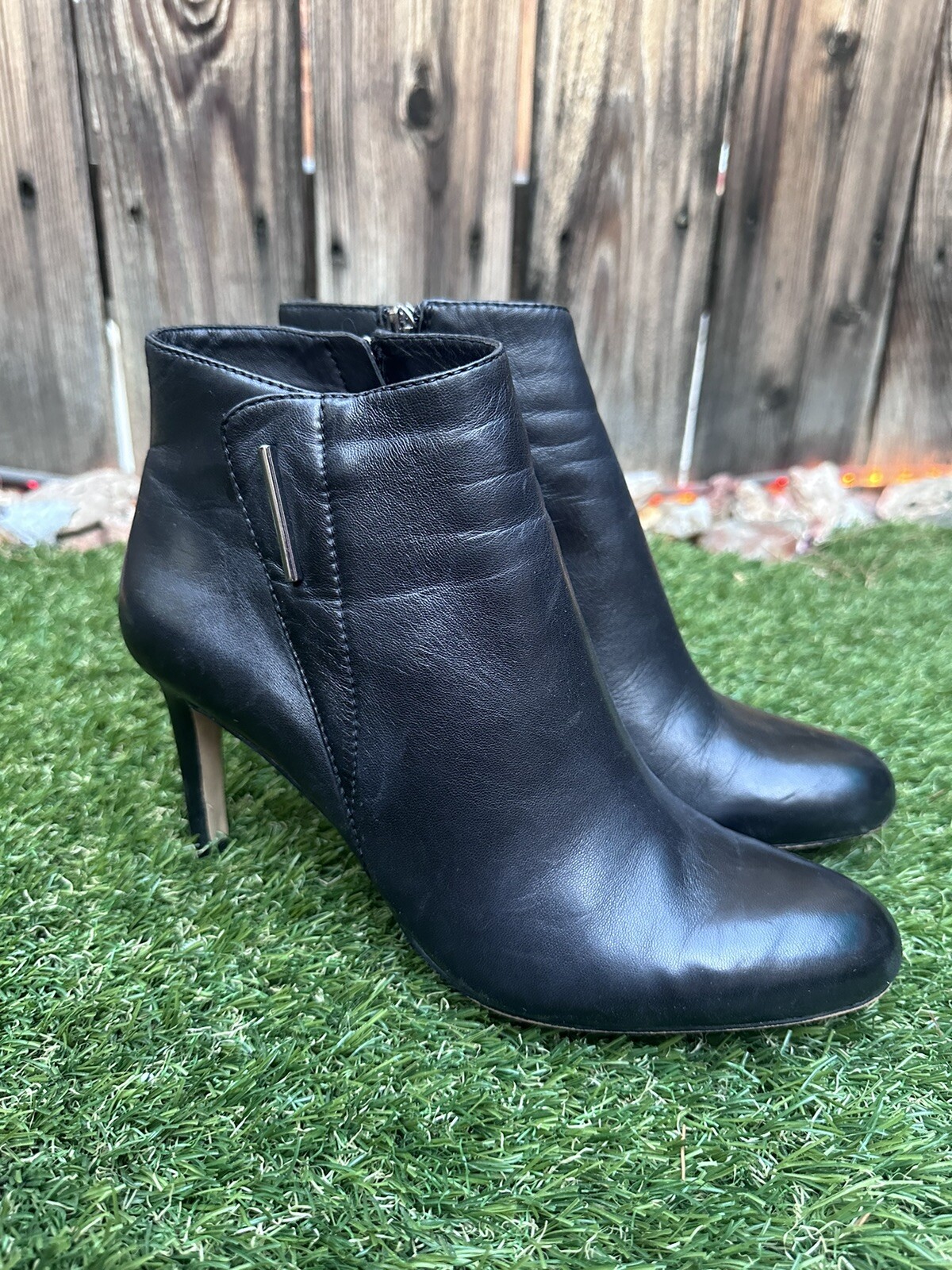 Vince Camuto Charlotte Black Leather Booties, Sz 9