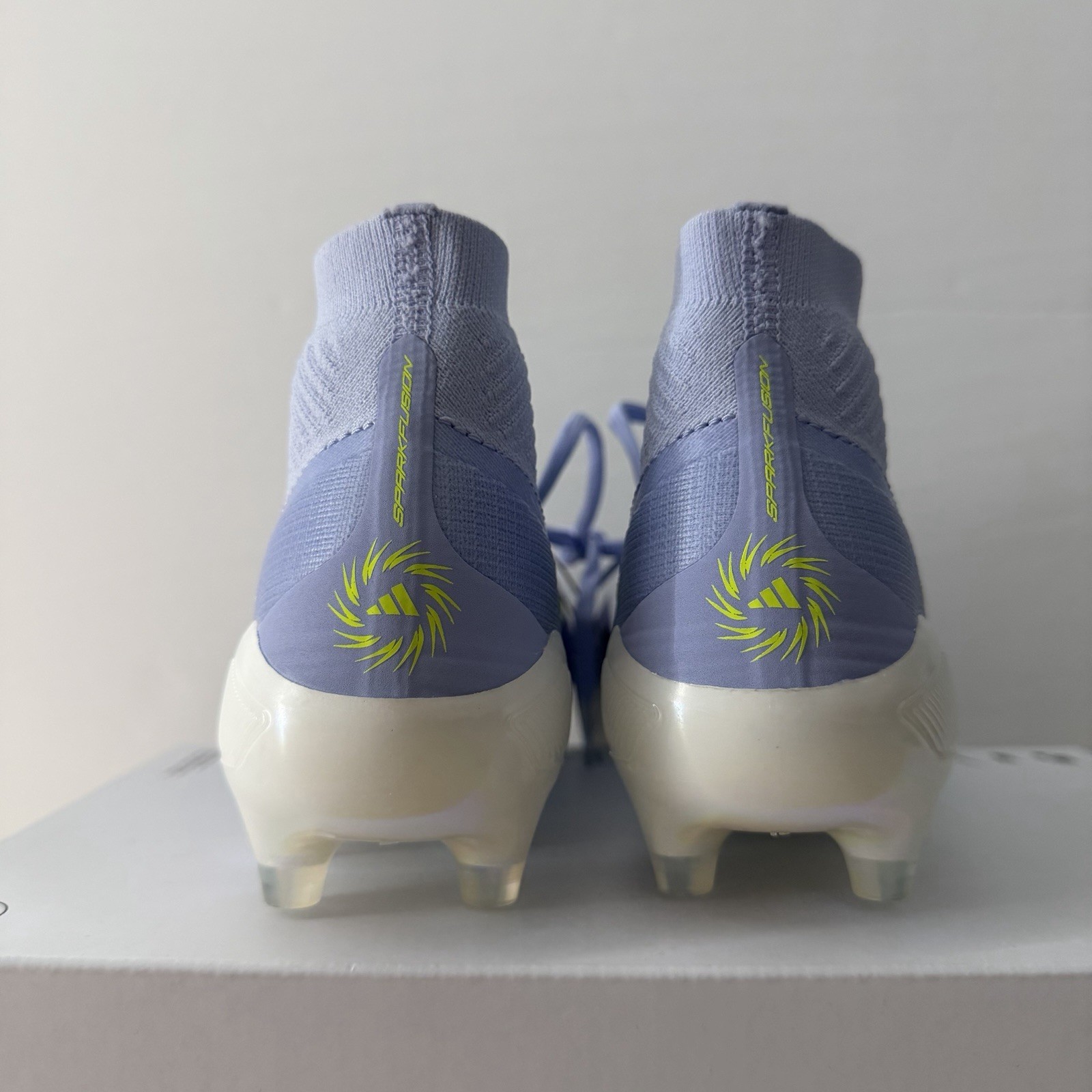 Size 8.5 – adidas Womens F50 Sparkfusion Elite Mid FG/AG Blaze Pack JH7648 (New)