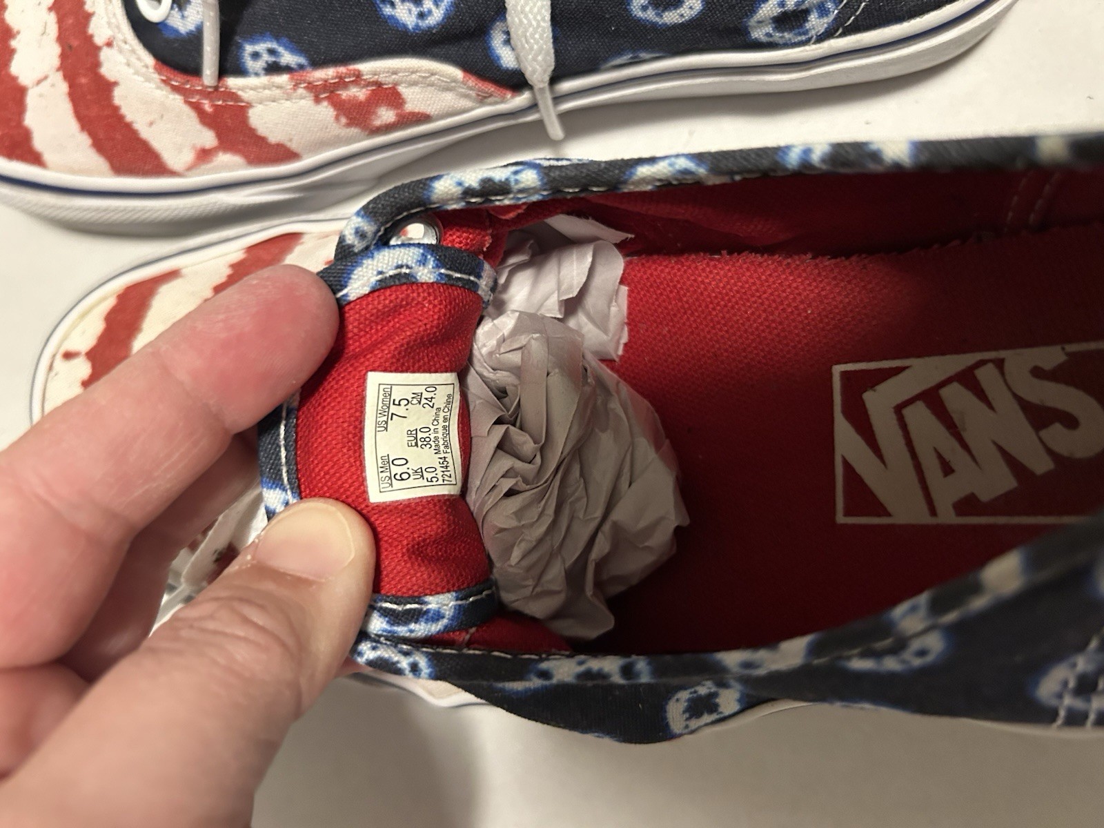 RARE Vans Off The Wall American Flag Patriotic Shoes Mens Size 6, Womens 7.5