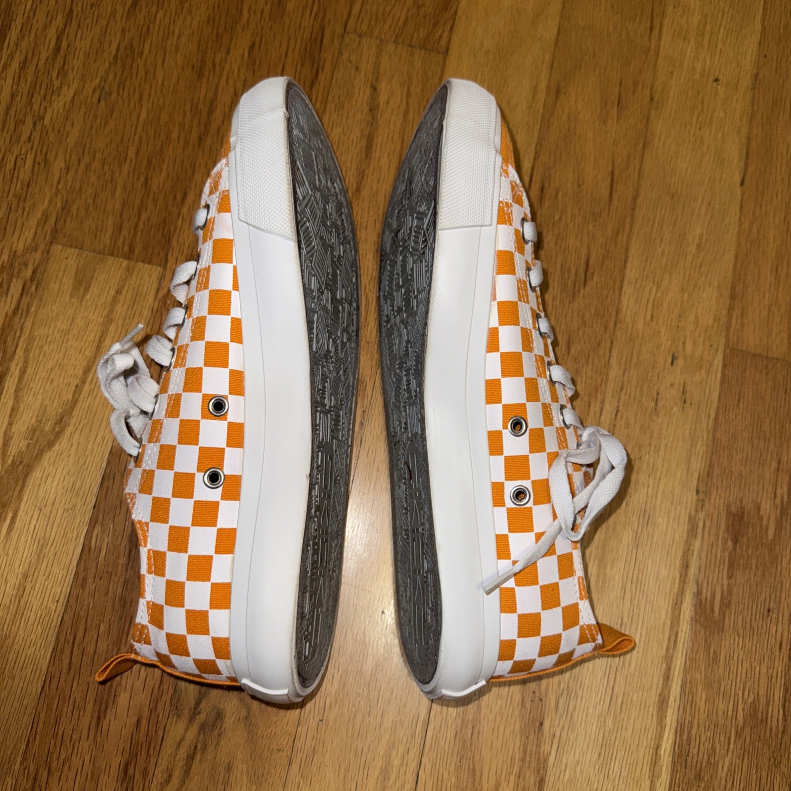 Women’s Shoes Size 8 Orange And White Check Low Top Canvas Lace Up Skicks