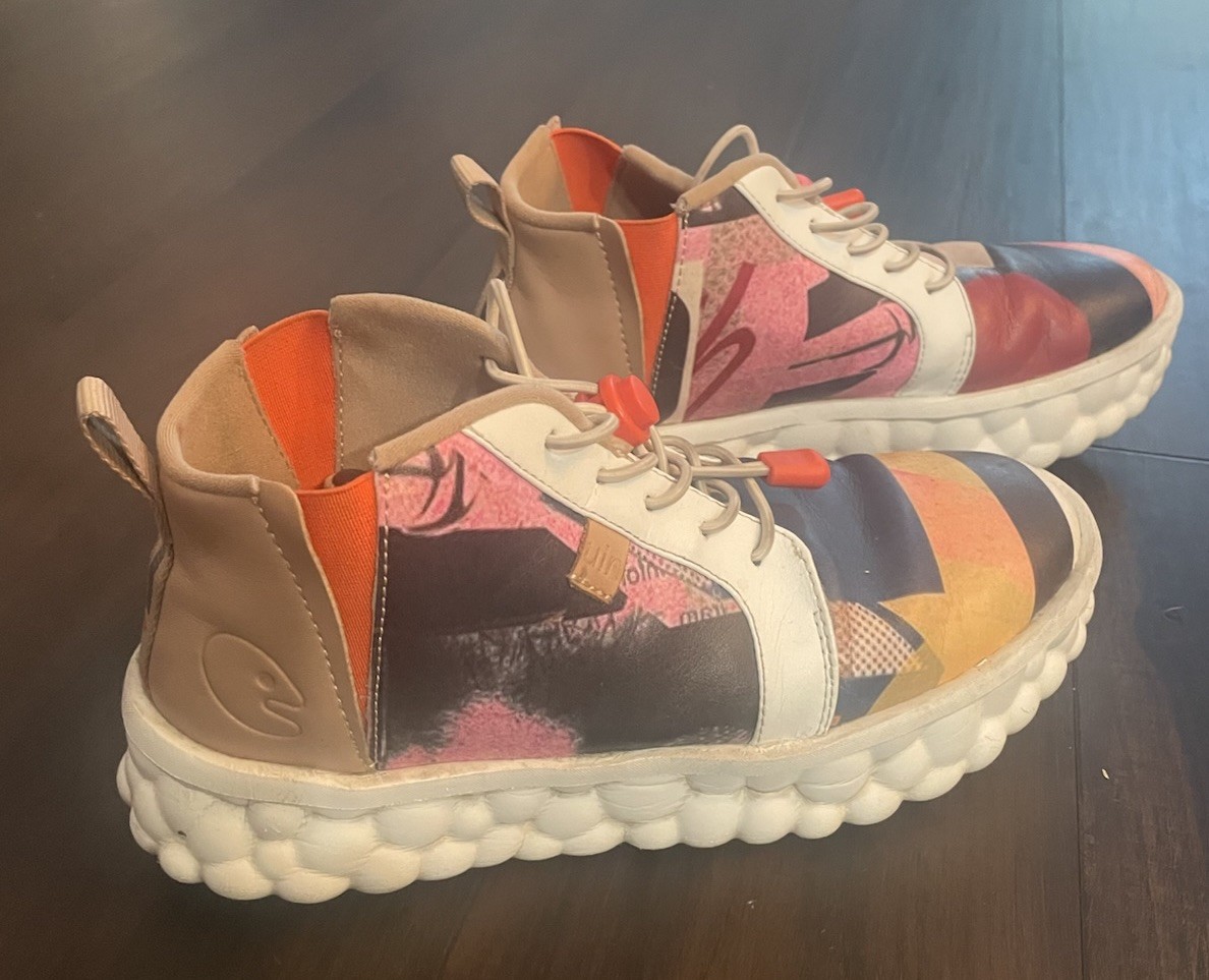 UIN Womens Back to 90’s Las Ramblas VIII Art Shoes. Bubble Sole Sneakers. Size 8