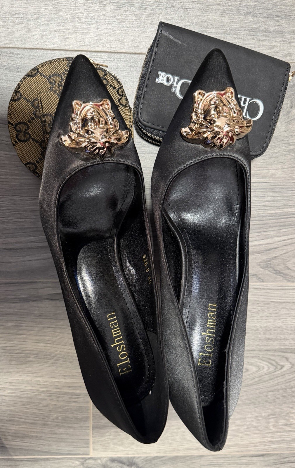 Eloshman Women’s Black/Gold Pointed Toe Pump Medusa Floral Embellished US 8