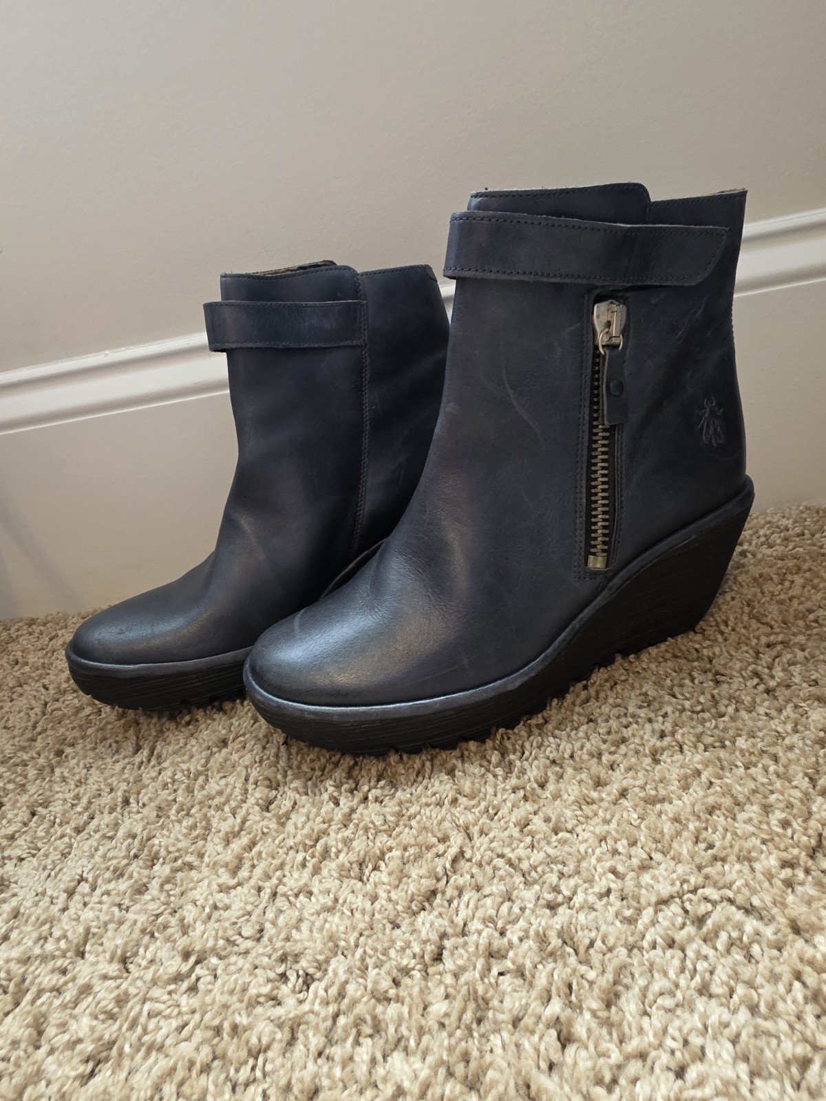 Fly London YAW Navy Blue Leather Wedge Side Zip Ankle Boots Women’s EU 40 US 9