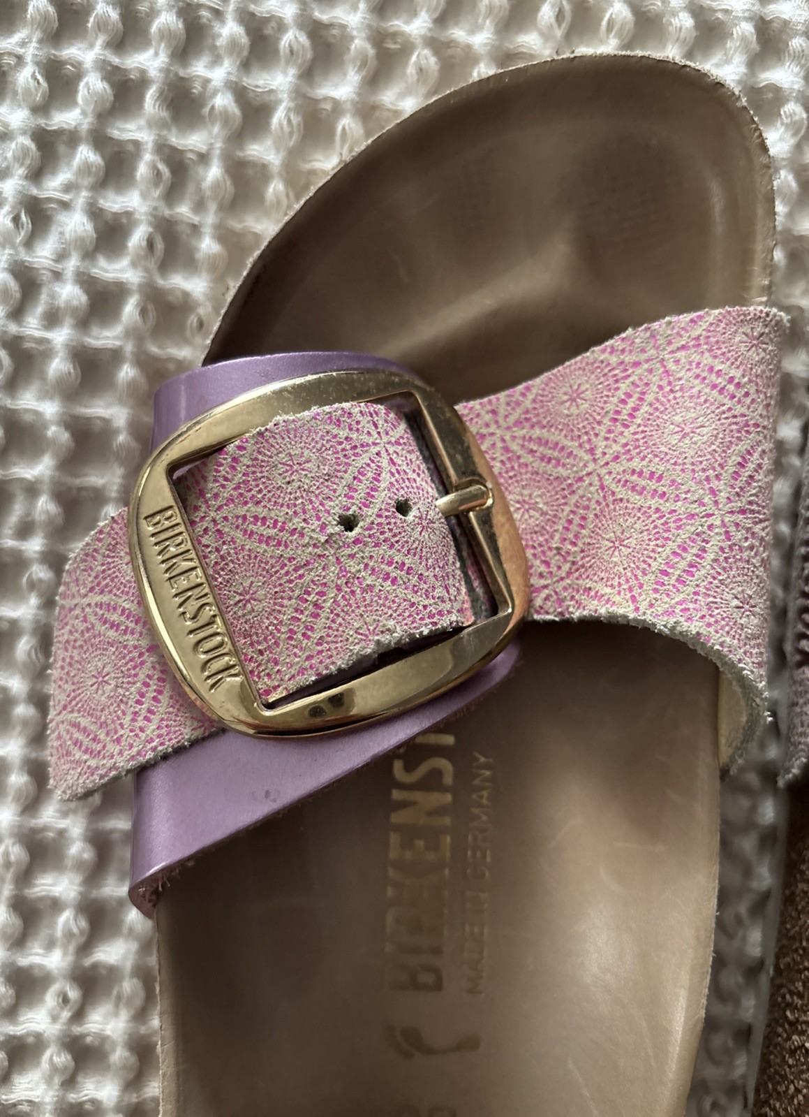 Birkenstock Madrid Gold Big Buckle Pink Lavender Leather Sandal Size 36 Germany
