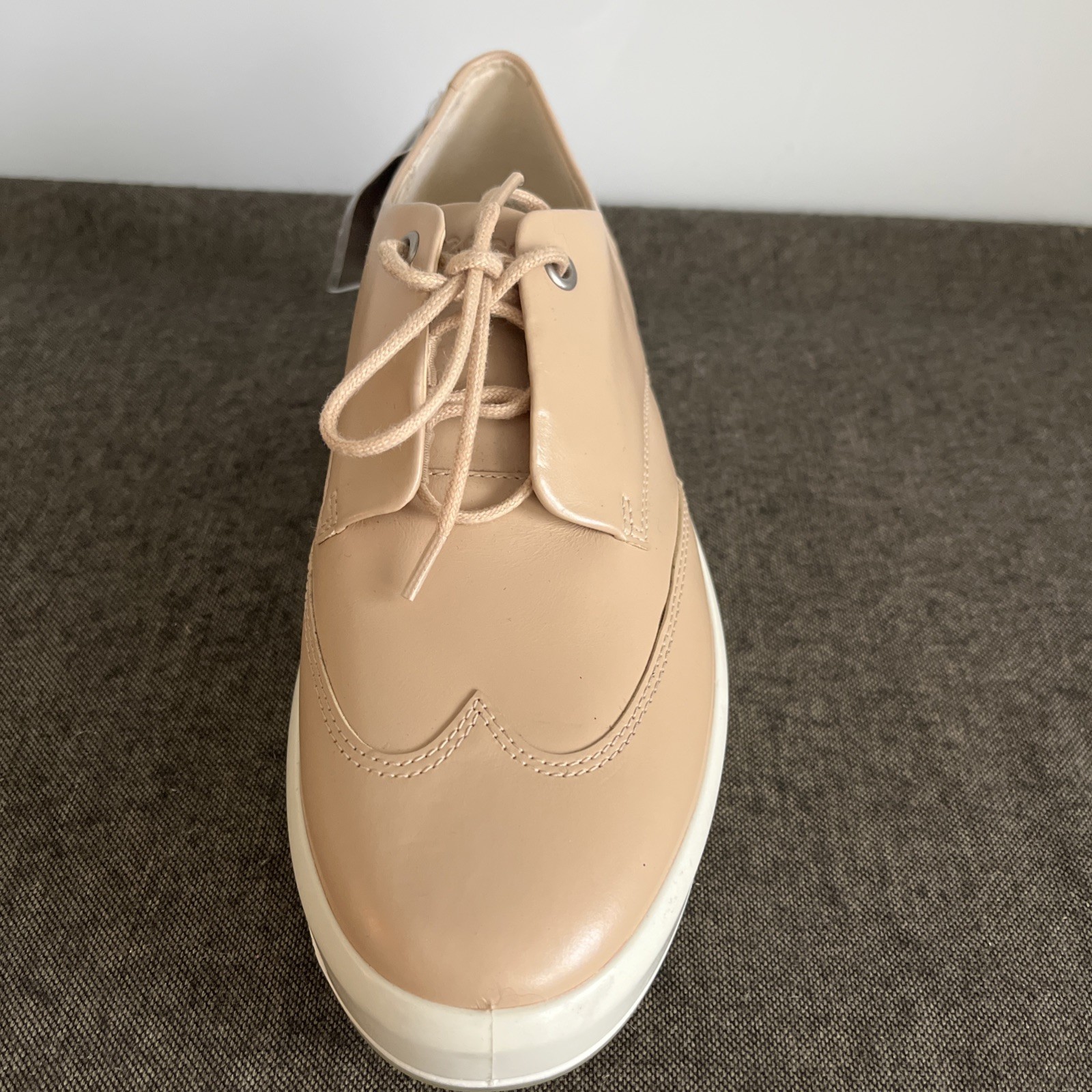 Ecco Women’s Soft 9 Volluto Calf Leather Wingtip Sneaker • EU 37 (US 6-6.5)