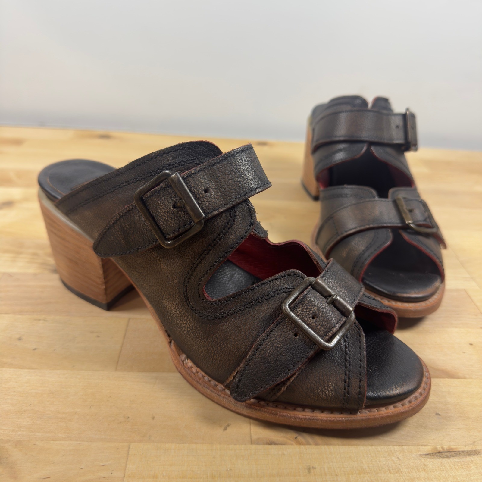 Freebird by Steven Caprice Black Leather Buckle Mules Block Heel Sandals Size 10