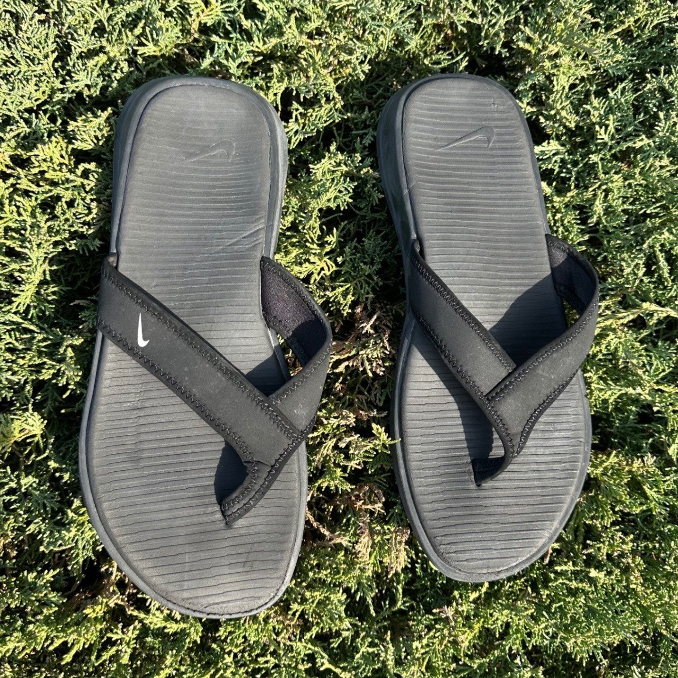 Nike Ultra Celso Girl Thong Sandals Size 8 Black Flip Flop Shoes