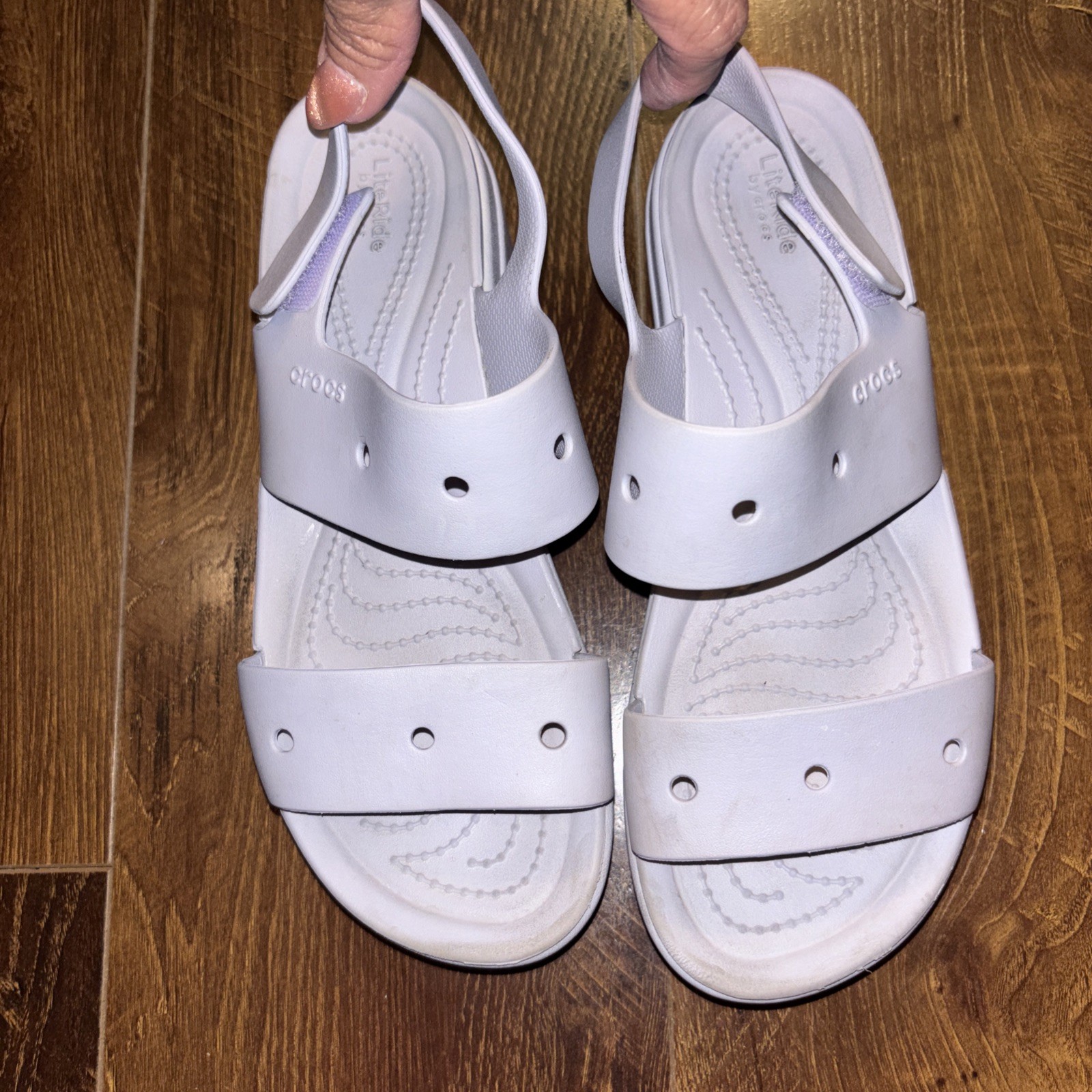 Crocs LiteRide Brooklyn Strappy Sandals Women’s Size: 7 Color: Mushroom/Stucco
