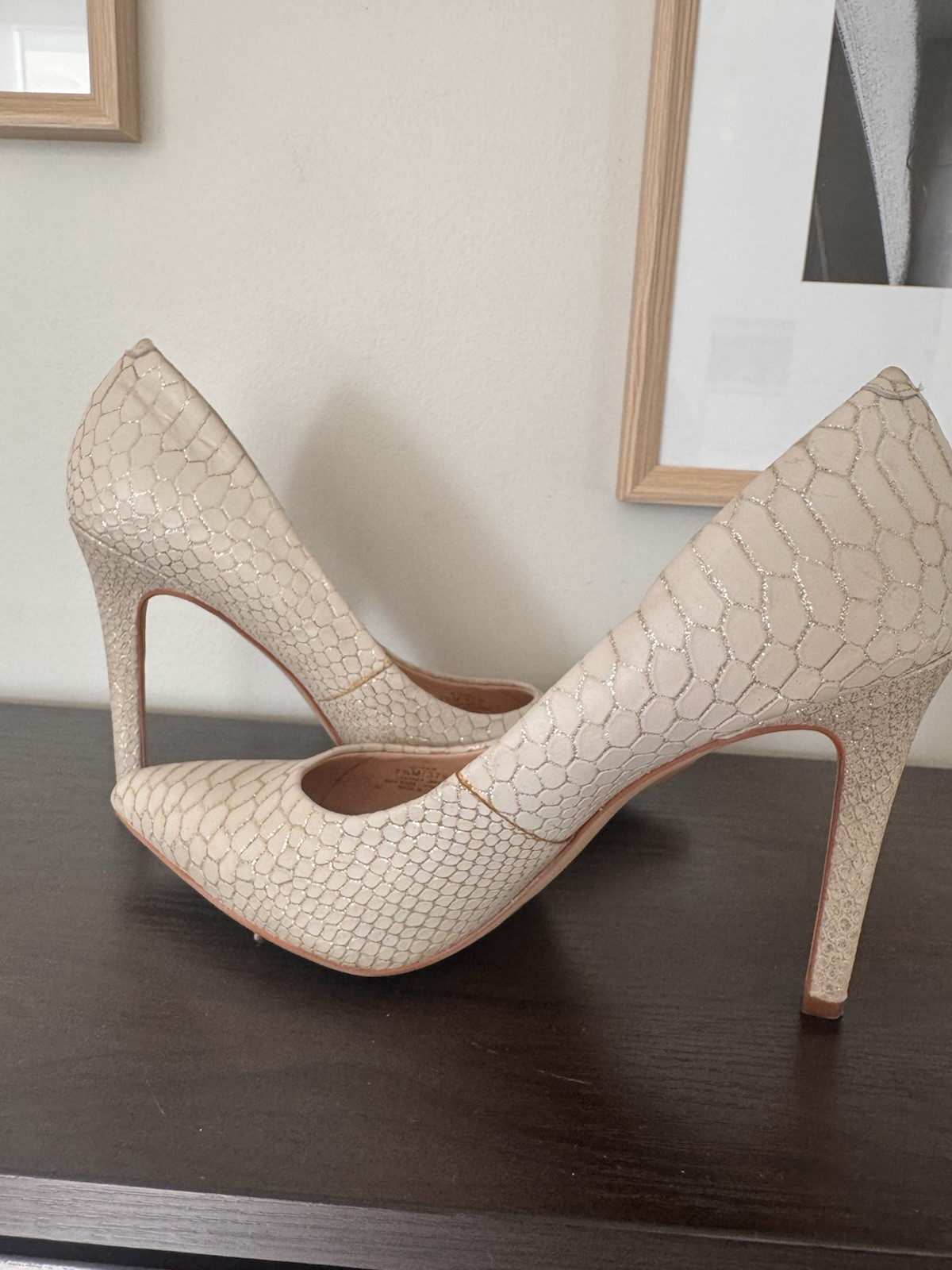 Vince Camuto Beige Leather Snake Embossed Pointed Toe Stiletto Pumps 7.5