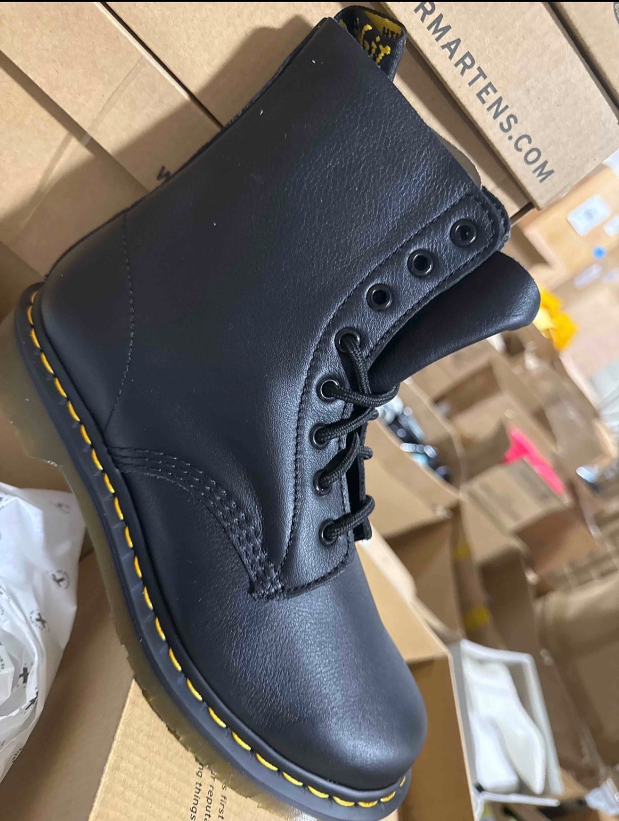 Size 8 New Dr. Martens Women’s 1460 Pascal Virginia Leather