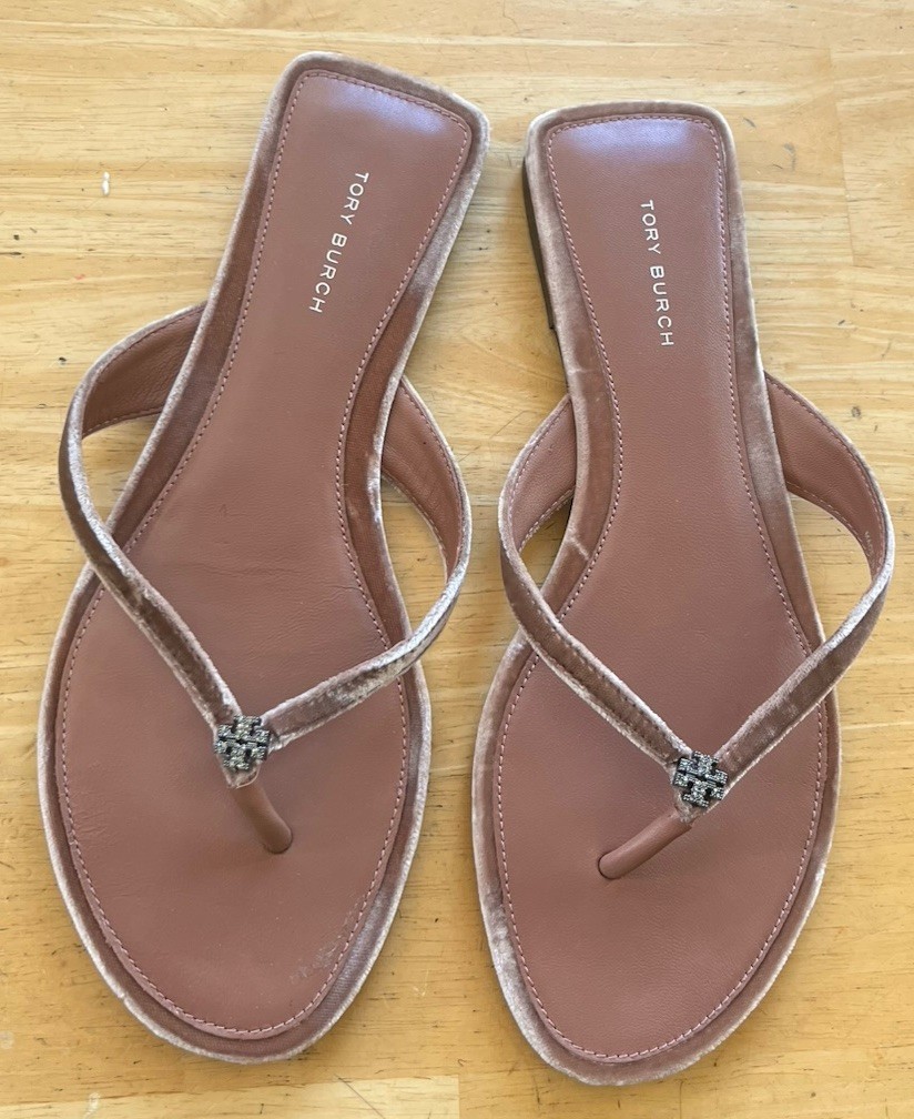 TORY BURCH Classic Crystal Pave Logo Velvet Flip Flop Sandals Vintage Rose 7.5
