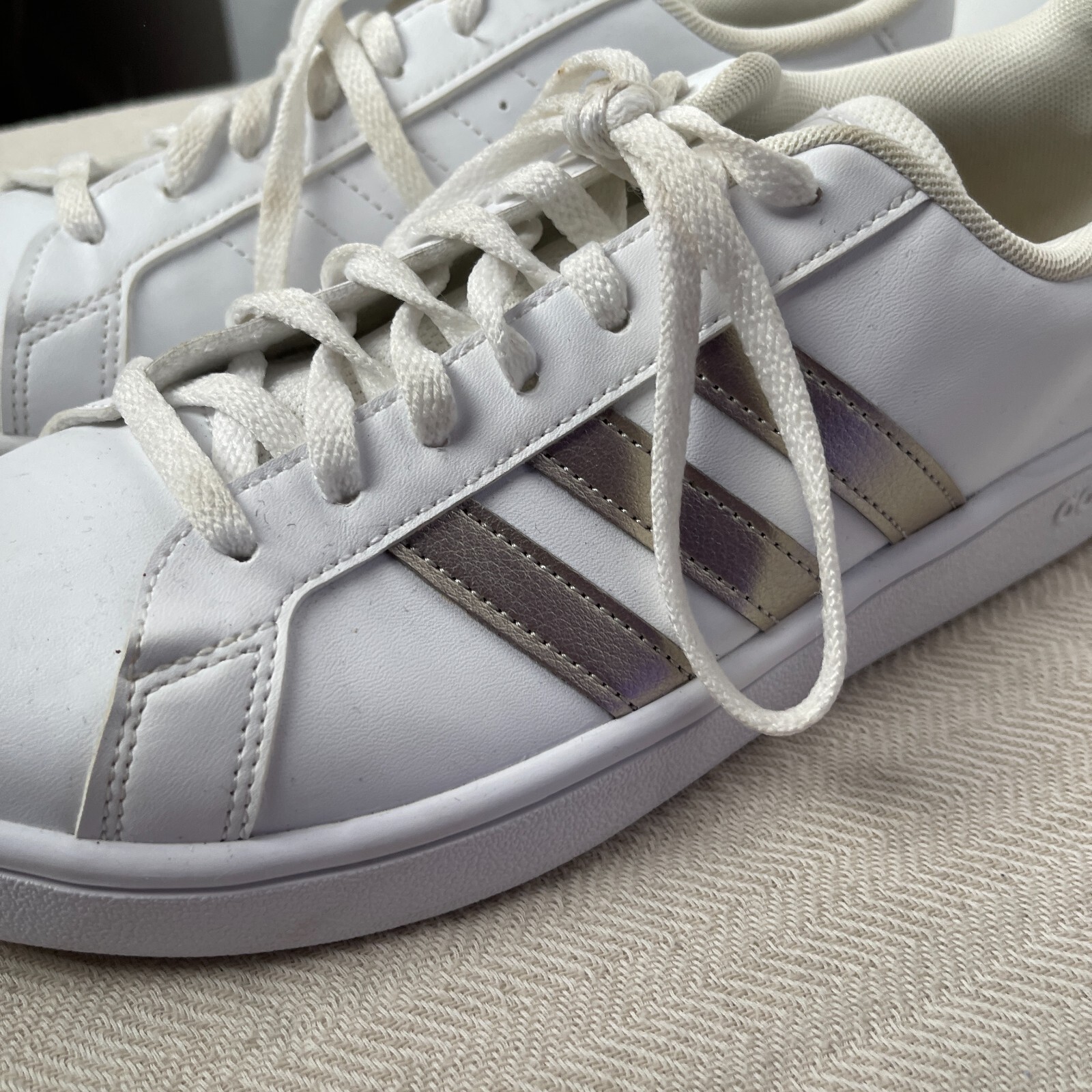 ADIDAS WOMENS GRAND COURT SNEAKER TENNIS SHOES WHITE ALUMINA SIZE 8