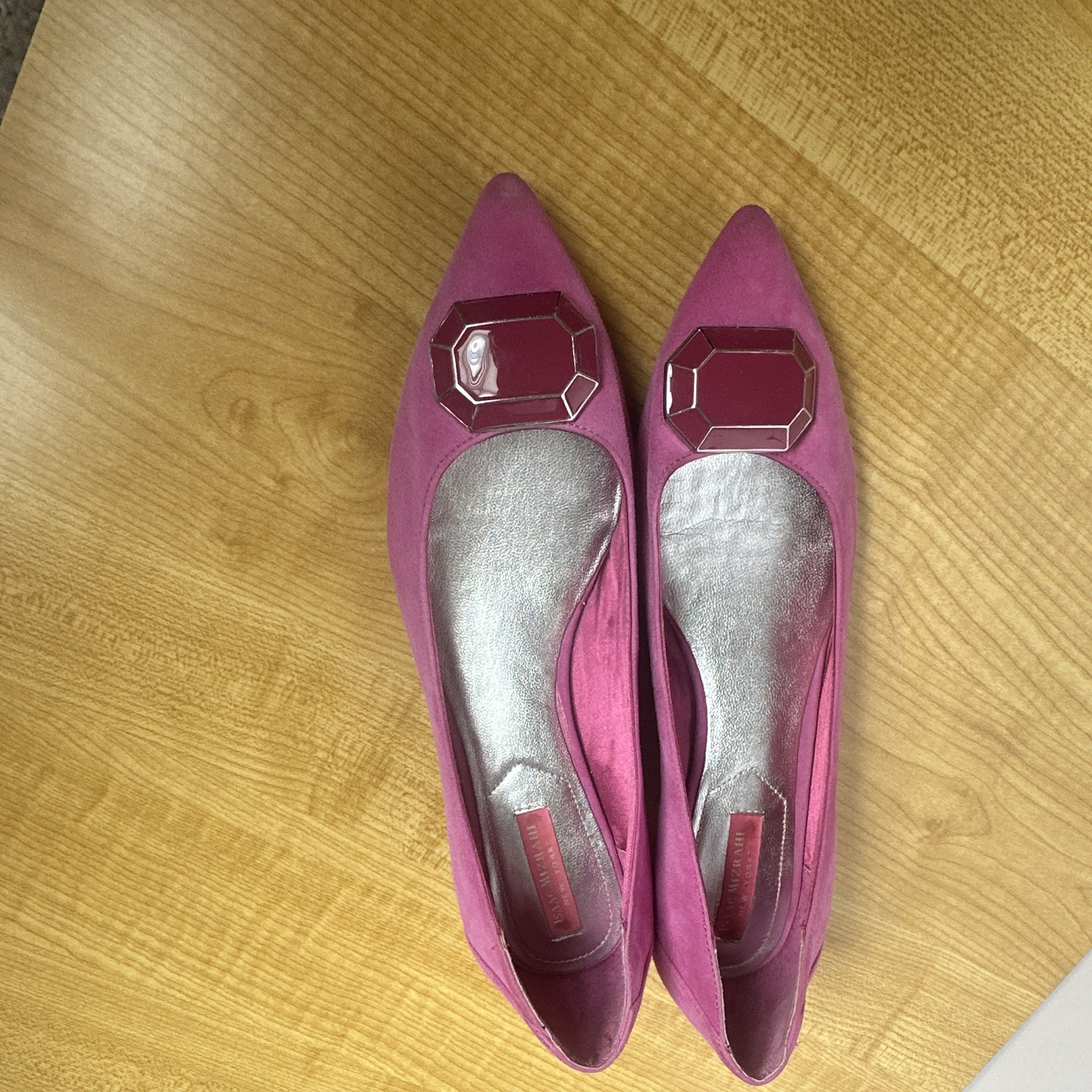 Isaac Mizrahi Women’s Pink Suede Pointed Toe Pumps Metallic Embellished 8