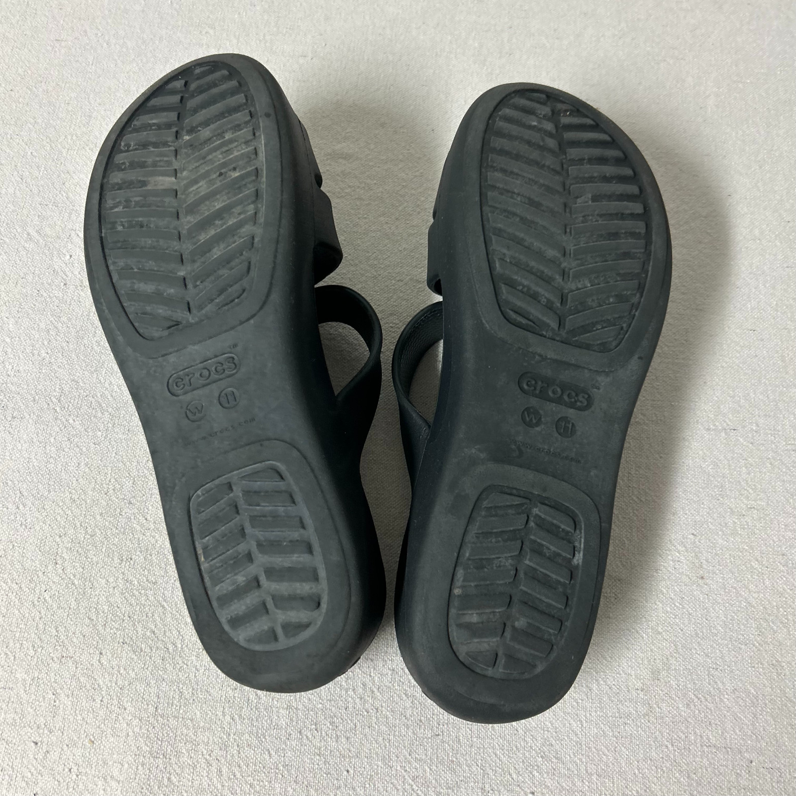 Crocs Getaway Strappy Sandals Women’s 11 Black Platform Wedge Slide Dual Comfort