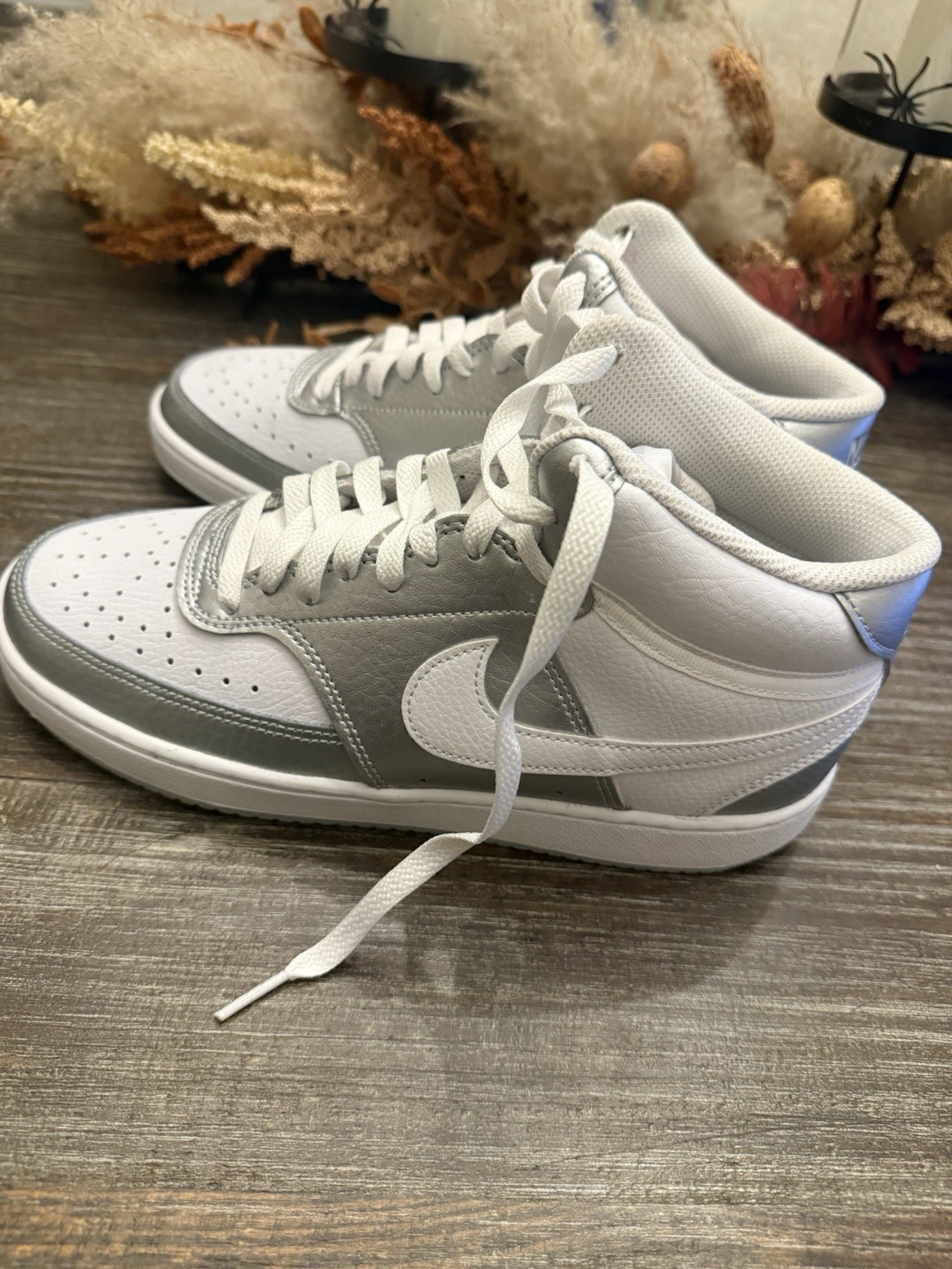 Nike Court Vision Mid White Metallic Silver CD5436-108 Women’s Size: 8.5 New