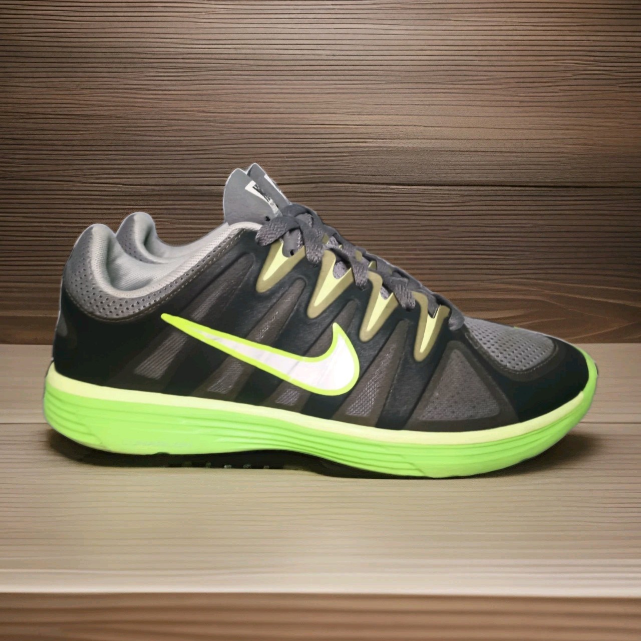Nike Lunar Allways Women’s Running Shoes Size 7.5 US Green Athletic Sneaker