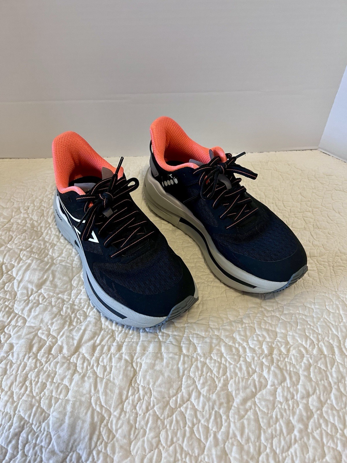 Diadora Cellula Womens Size 8