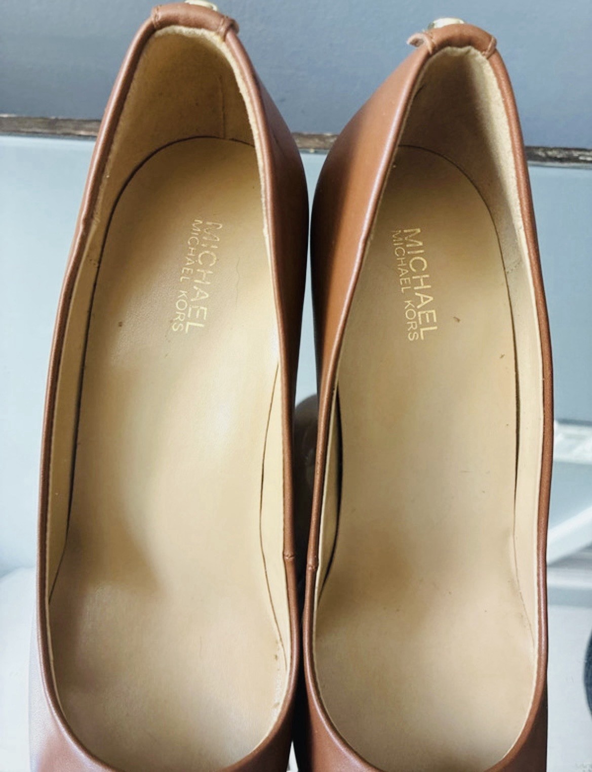 Michael Kors Women’s Brown Leather Pointed Toe Stiletto Pumps Slip On 7